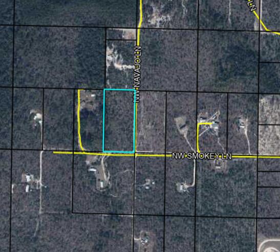 Xxxx Nw Smokey Lane Nw Property Photo 2