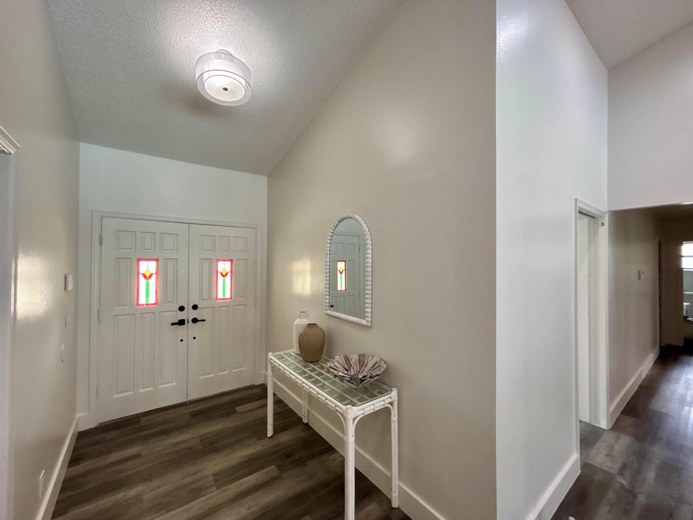 325 Knotty Wood Lane Property Photo 4