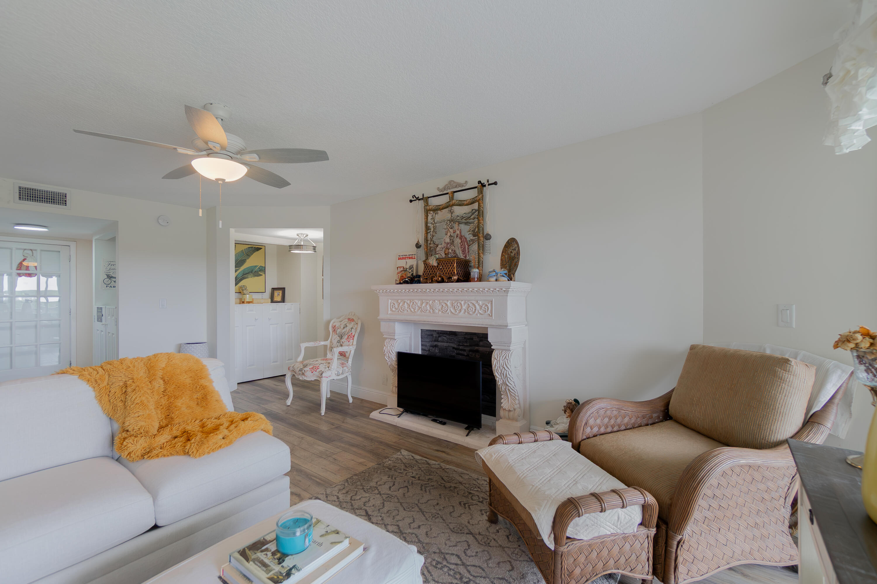 3959 Via Poinciana Drive 602 Property Photo 12