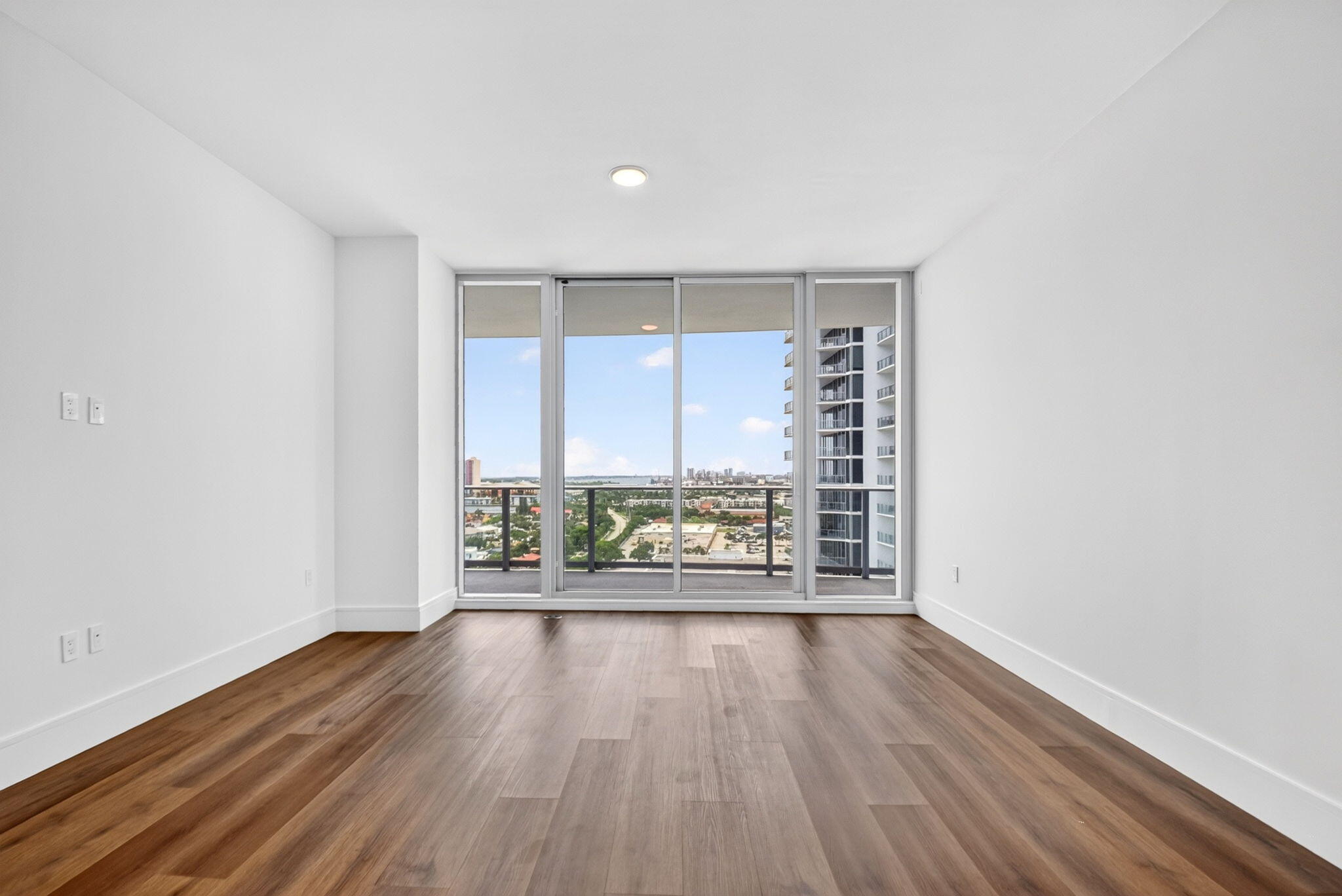 220 Lake Shore Drive 1511 Property Photo 5