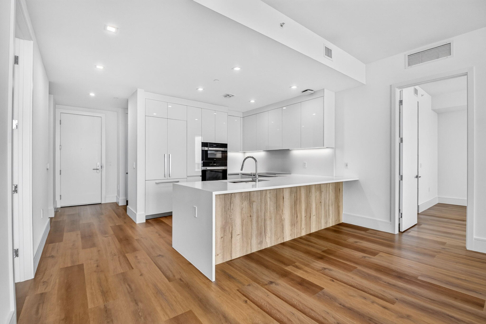 220 Lake Shore Drive 1511 Property Photo 12