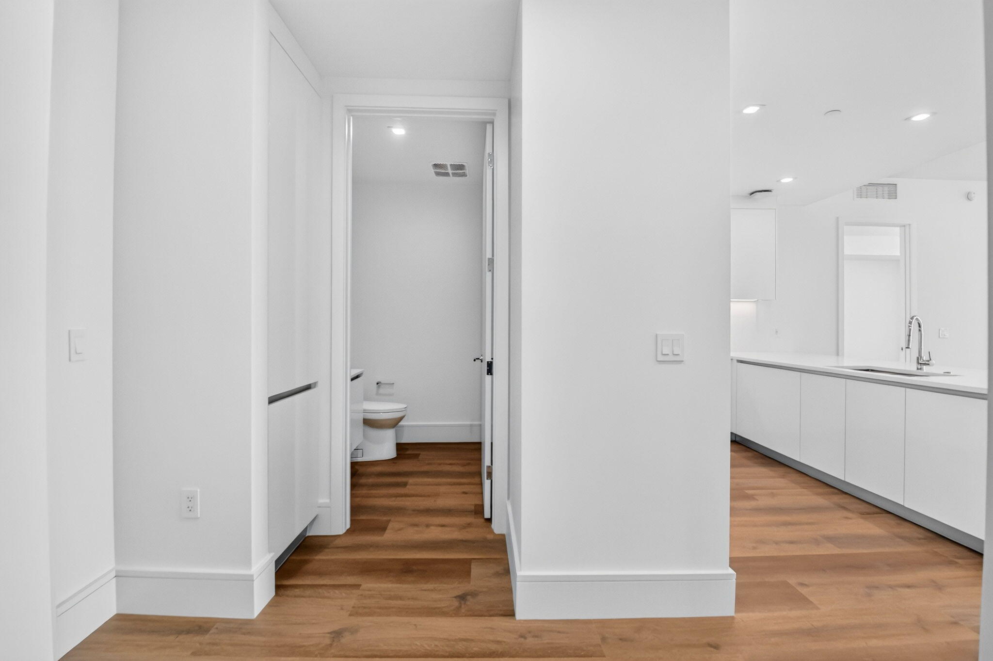 220 Lake Shore Drive 1511 Property Photo 20