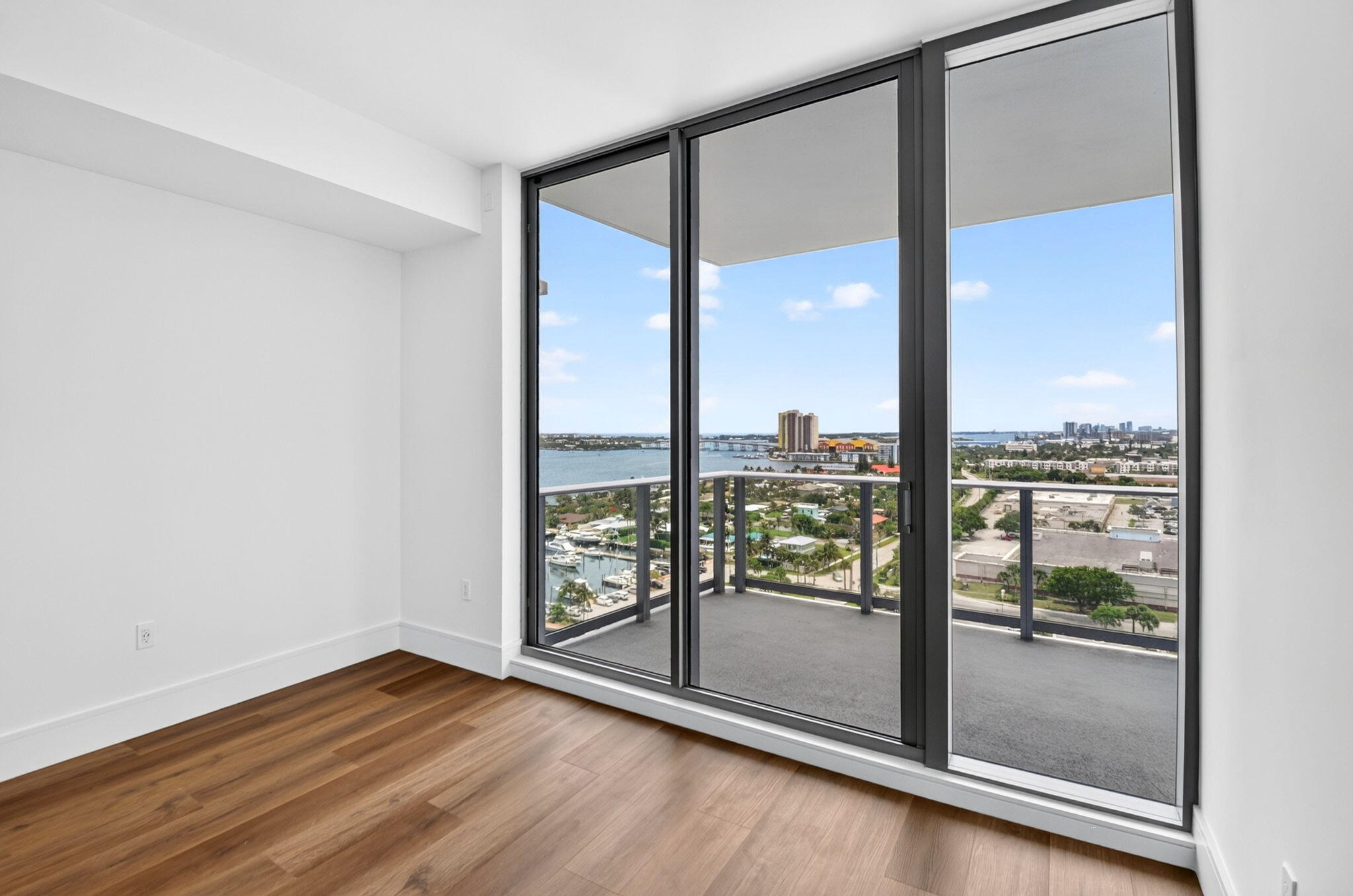 220 Lake Shore Drive 1511 Property Photo 25