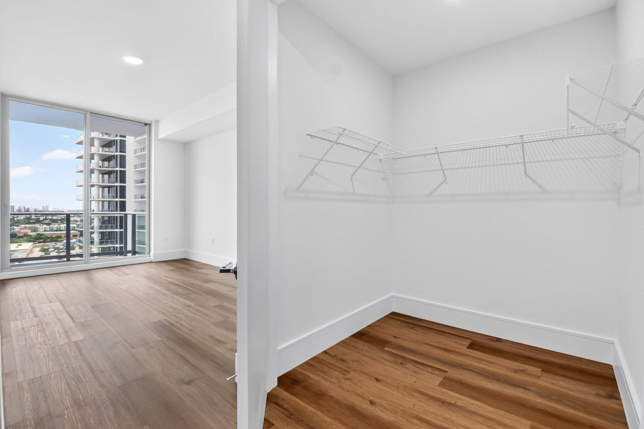 220 Lake Shore Drive 1511 Property Photo 32