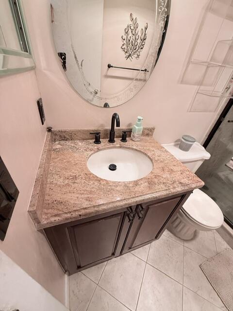 4065 Harwood E Property Photo 14