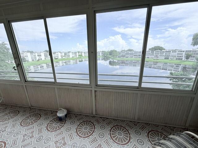 4065 Harwood E Property Photo 17