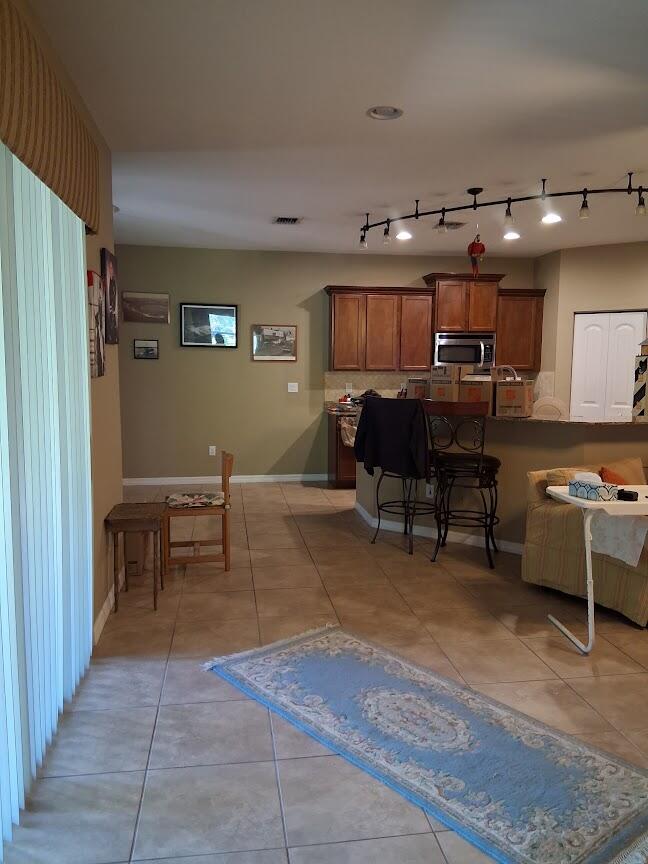 B26048060 Property Photo 8