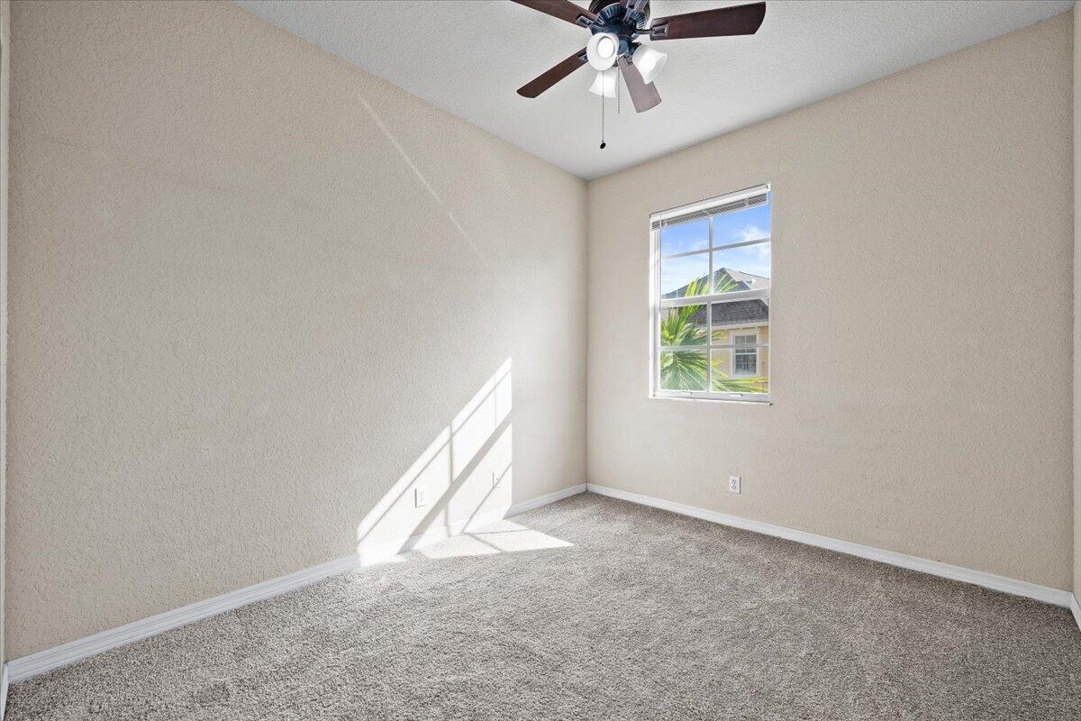 335 E Thatch Palm Circle 104 Property Photo 20
