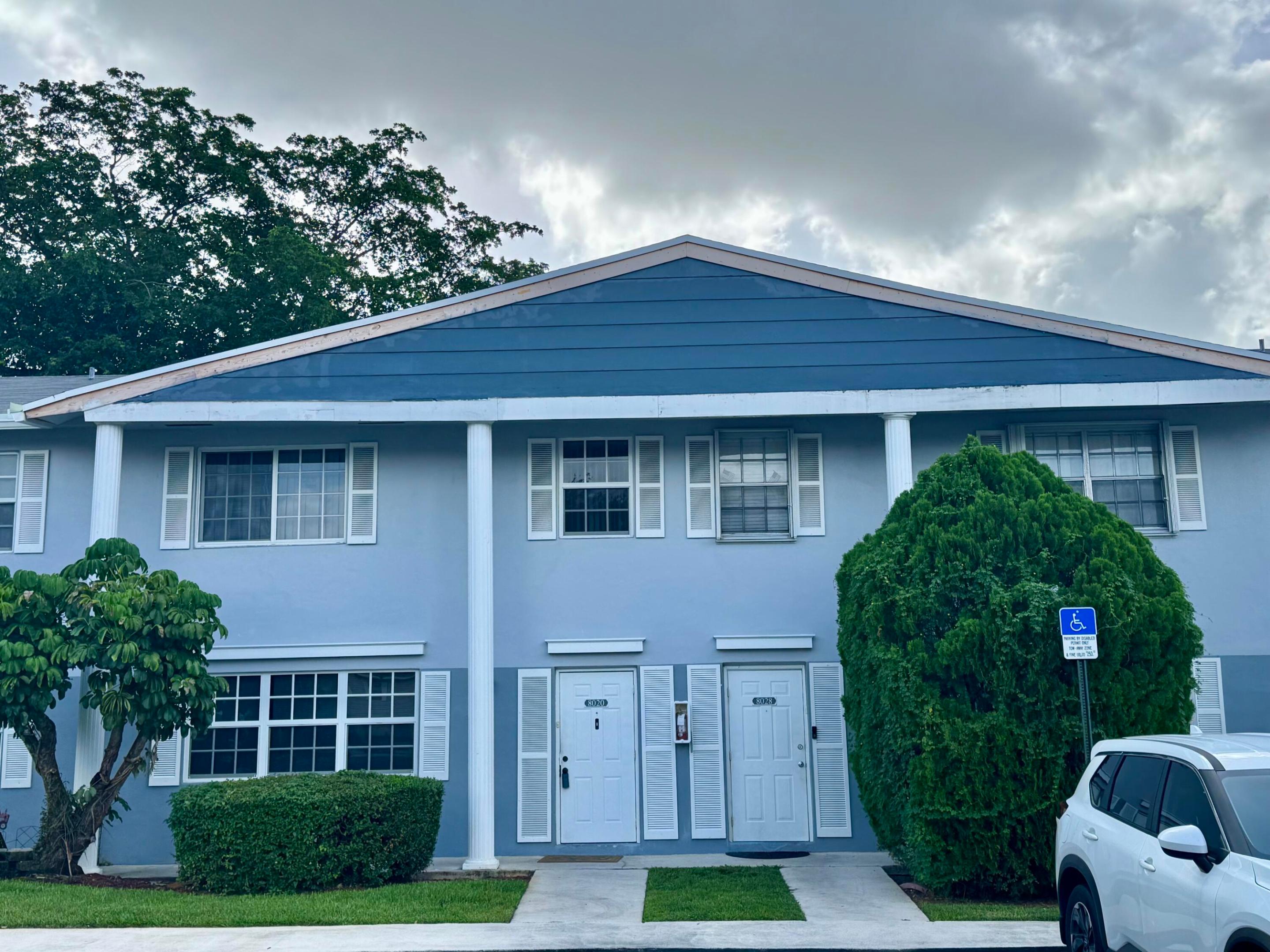 8028 Sw 17th Place Property Photo 1