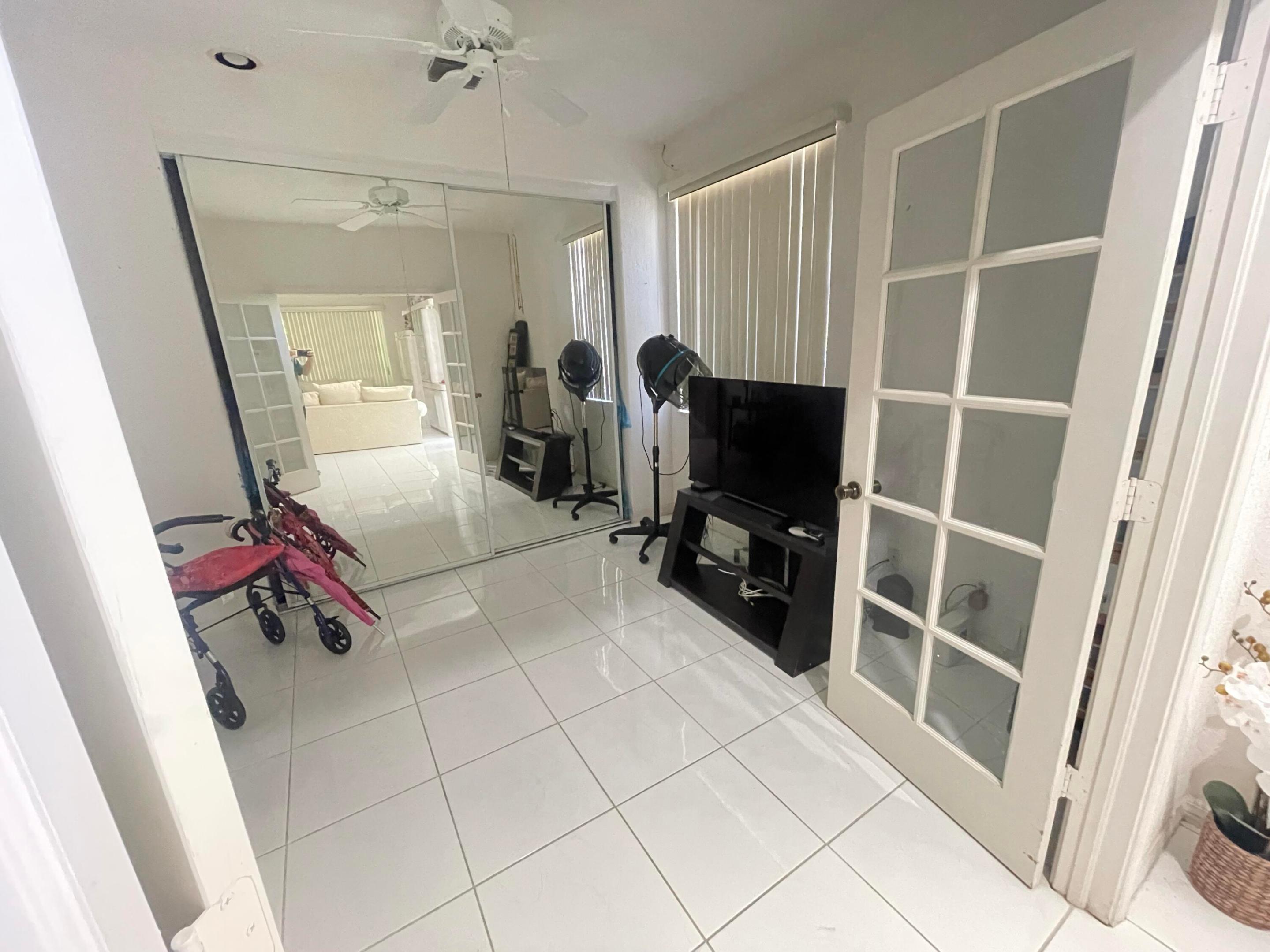 9858 Royal Palm Boulevard 3-14 Property Photo 15
