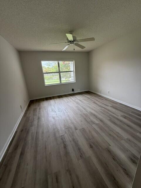 3031 Holiday Springs Boulevard 202-7 Property Photo 5