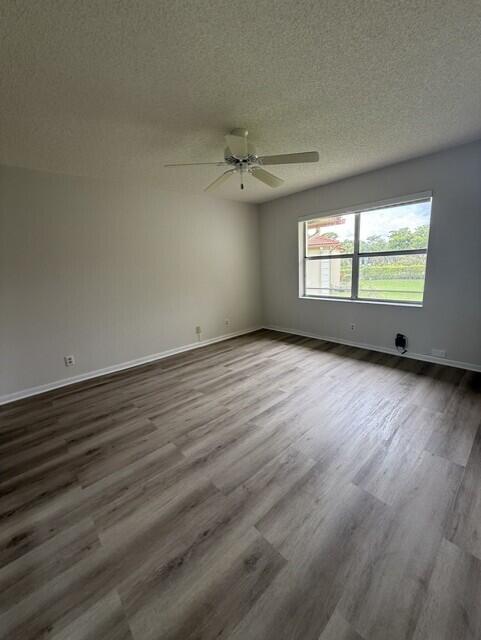 3031 Holiday Springs Boulevard 202-7 Property Photo 6