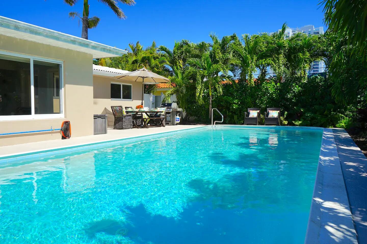 2060 Coco Palm Place Property Photo 1