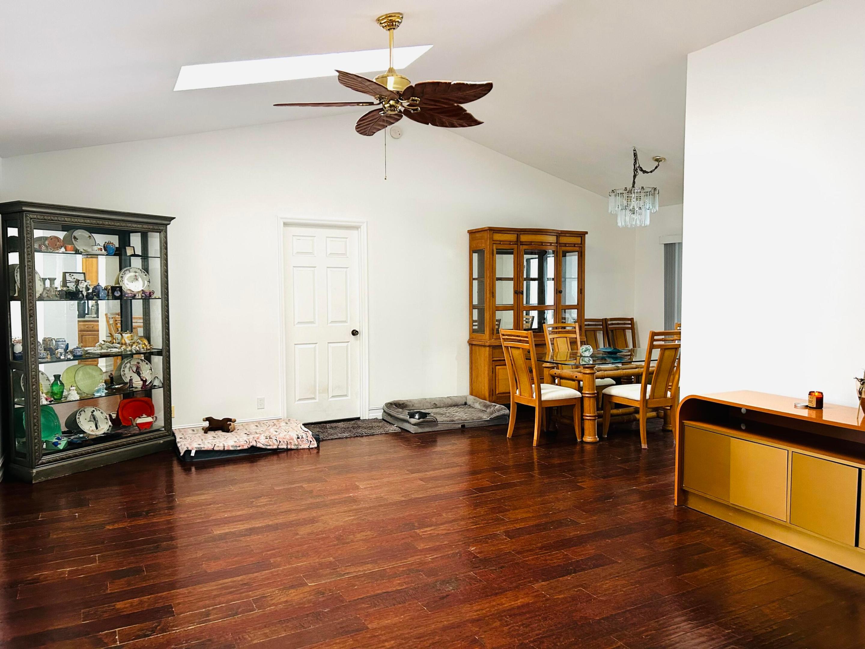 17971 Mellen Lane Property Photo 7