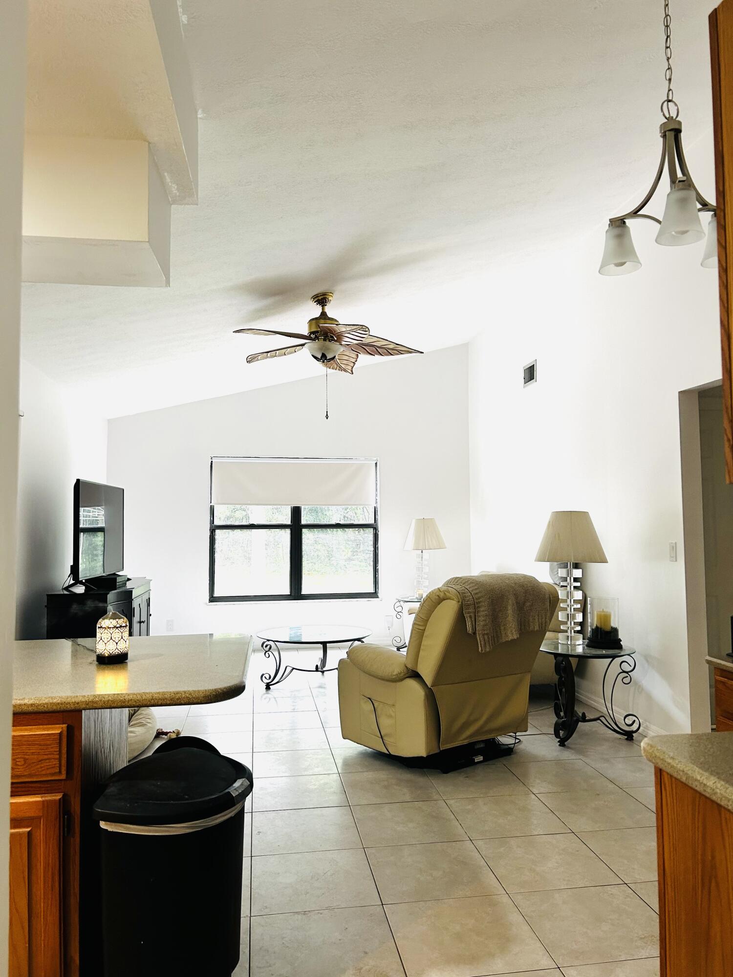 17971 Mellen Lane Property Photo 10