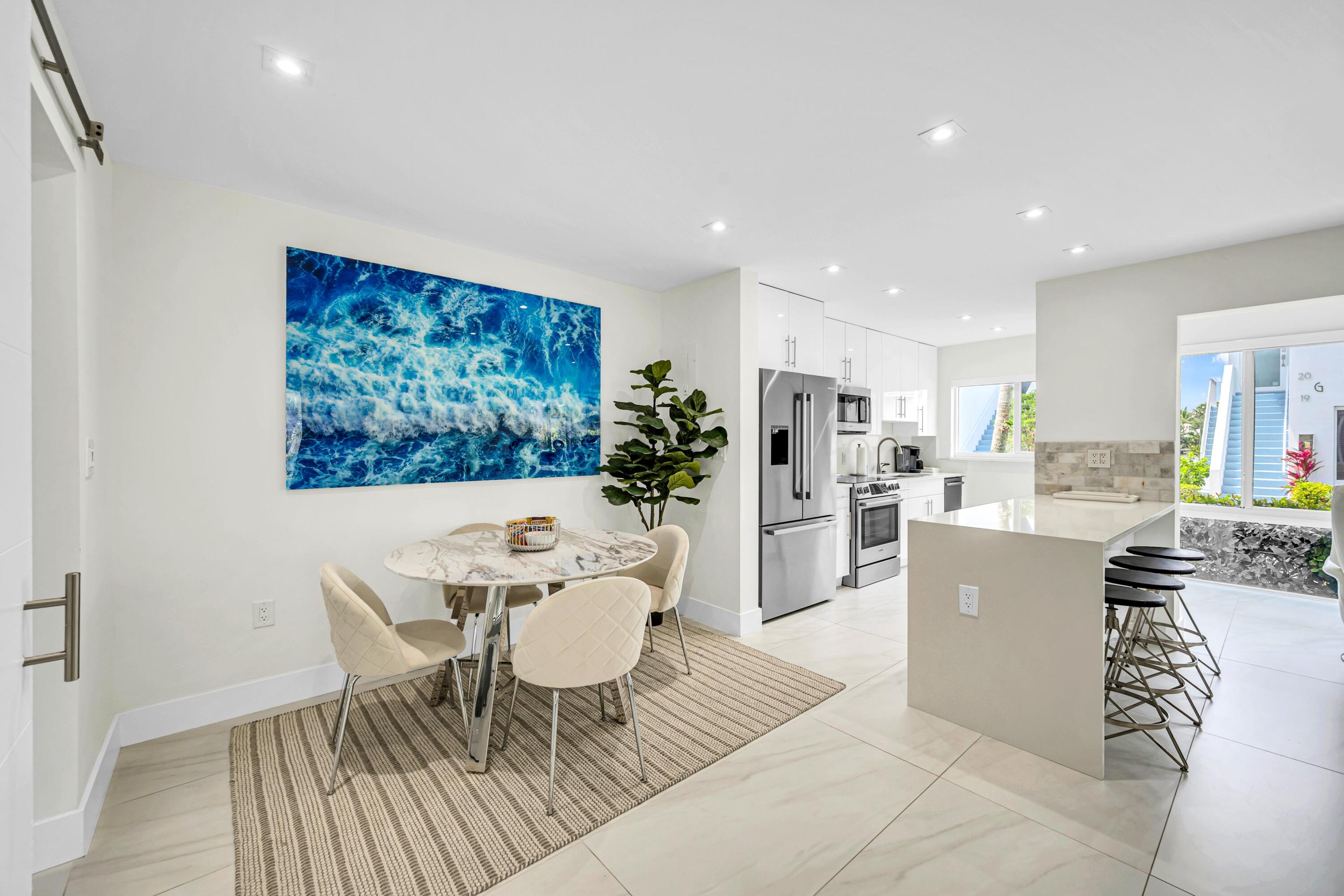 425 Bayshore Drive 15 Property Photo 3
