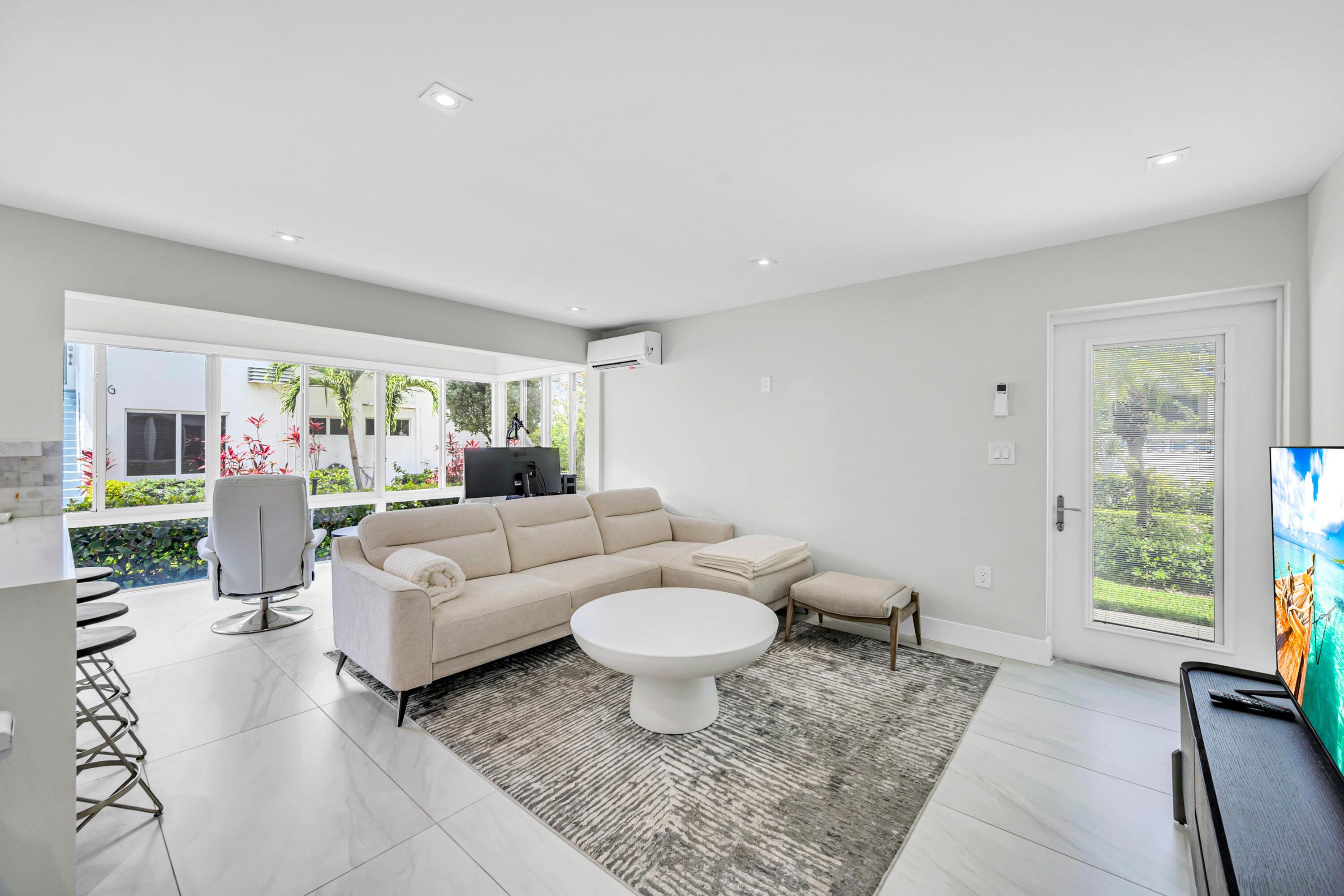 425 Bayshore Drive 15 Property Photo 5
