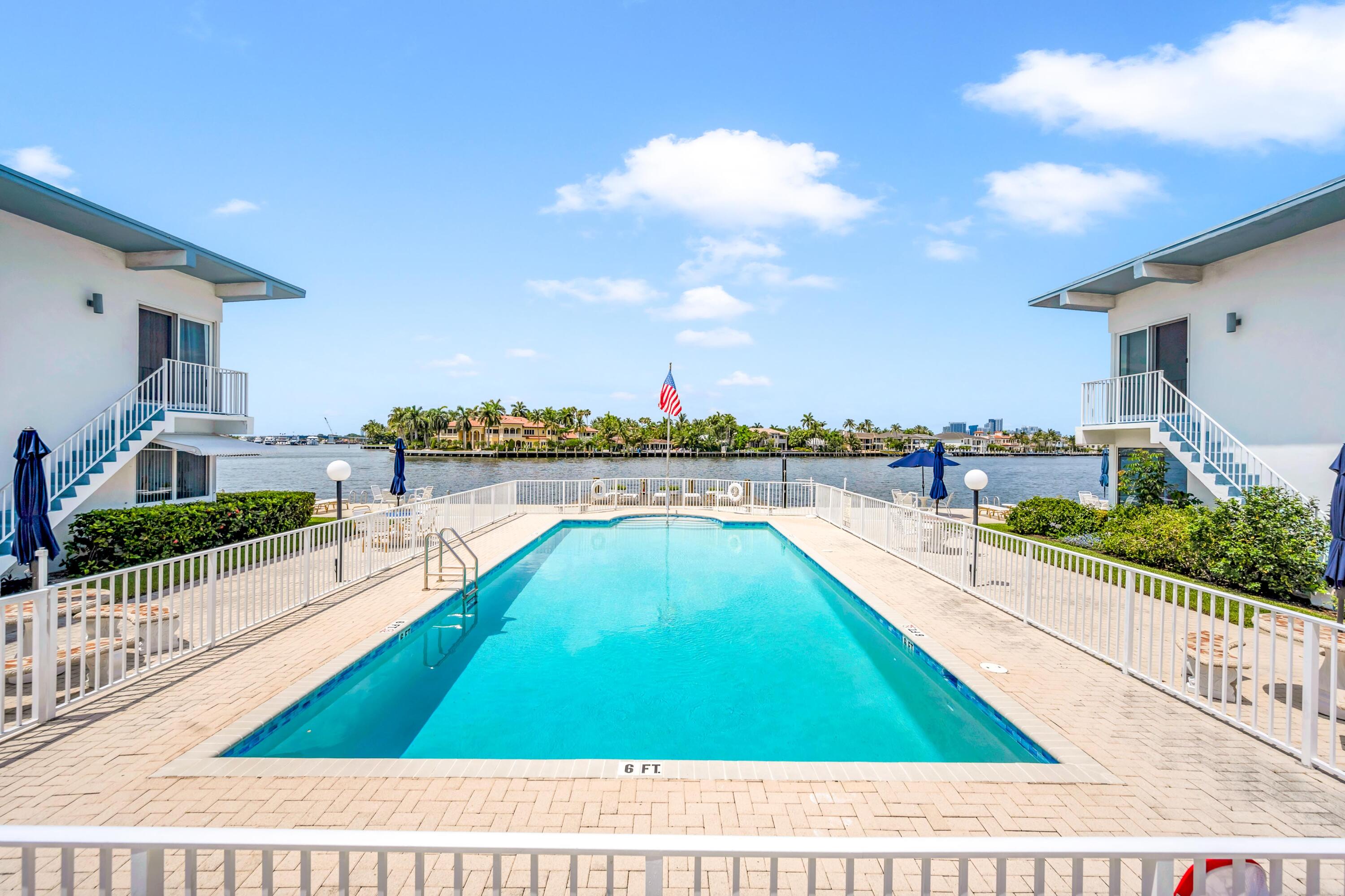 425 Bayshore Drive 15 Property Photo 14