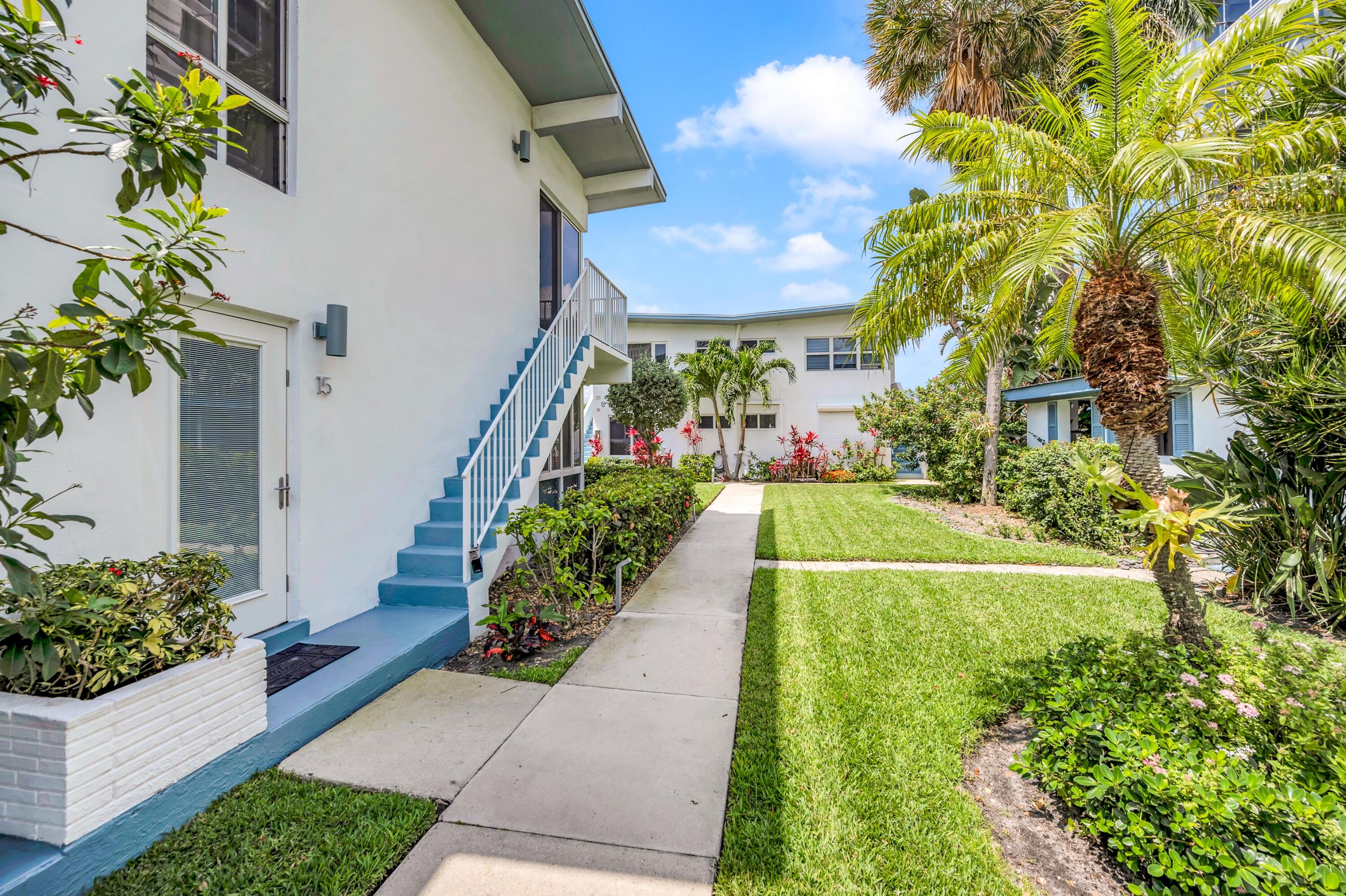 425 Bayshore Drive 15 Property Photo 18