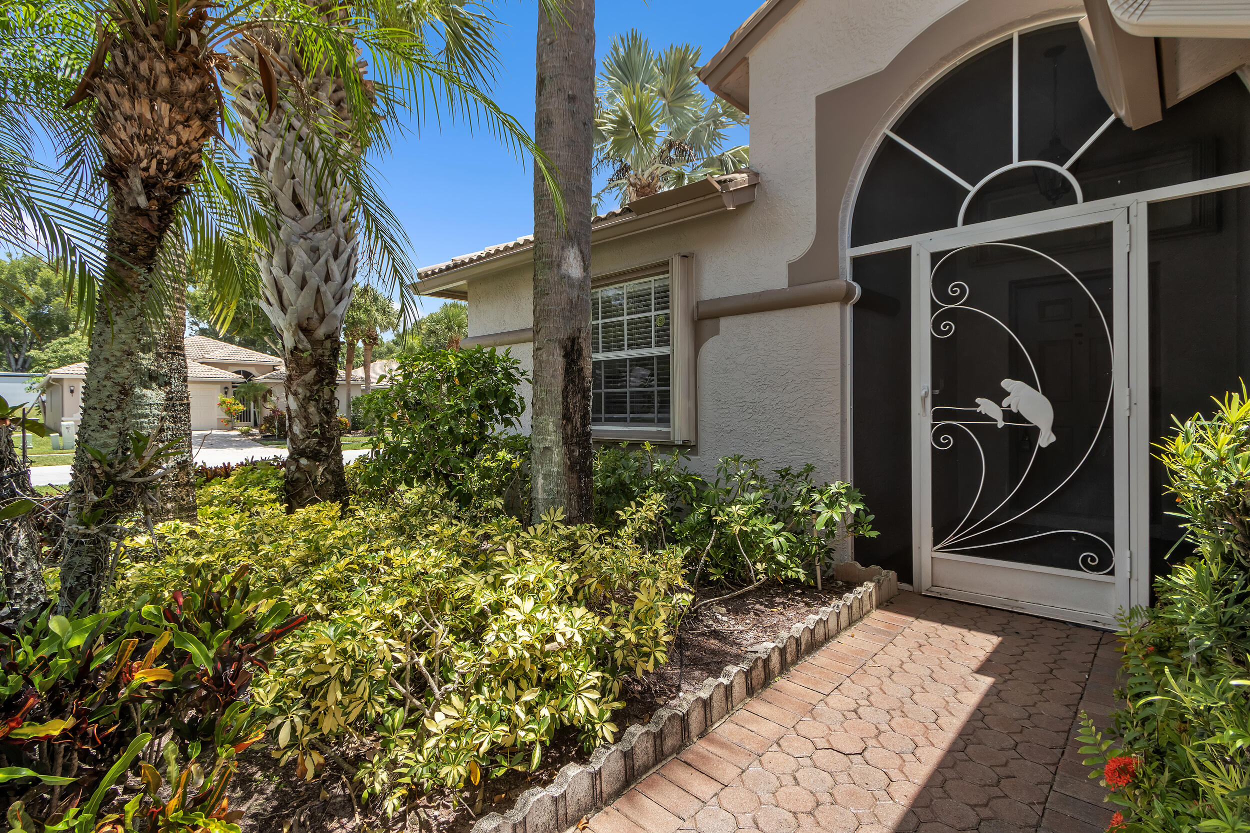 8046 Florenza Drive Property Photo 3