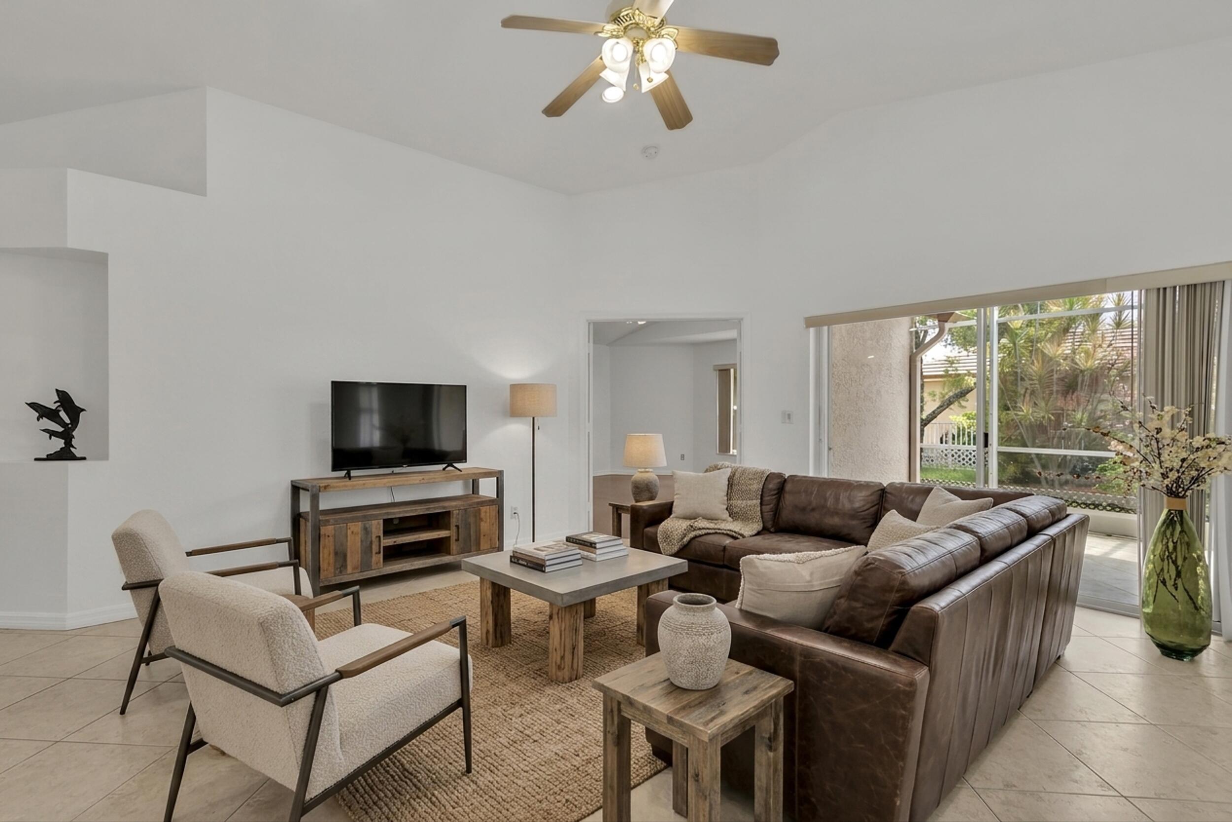 8046 Florenza Drive Property Photo 6