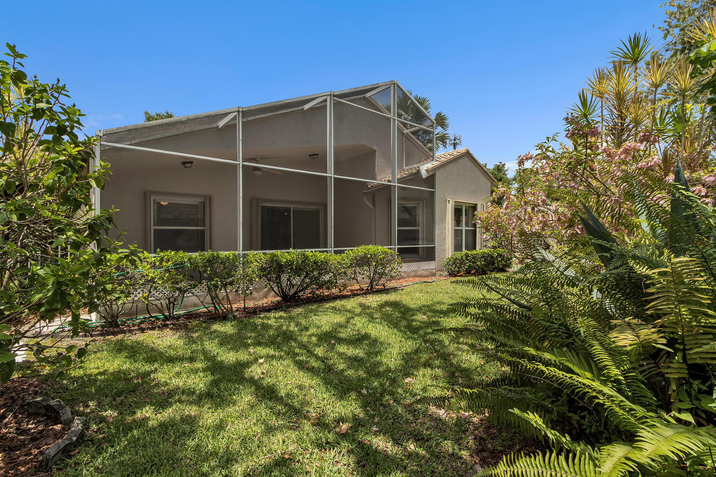 8046 Florenza Drive Property Photo 27