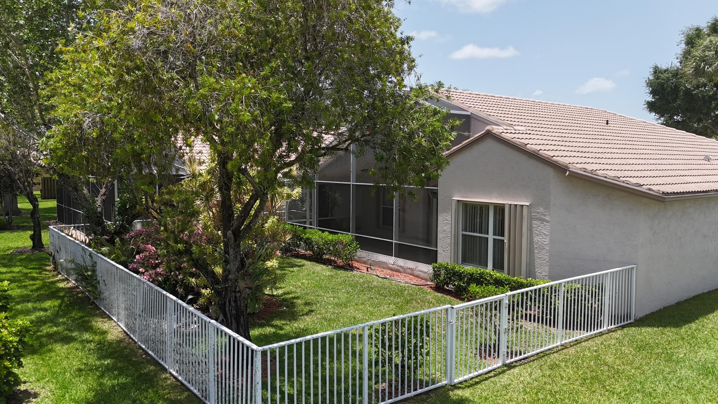 8046 Florenza Drive Property Photo 28