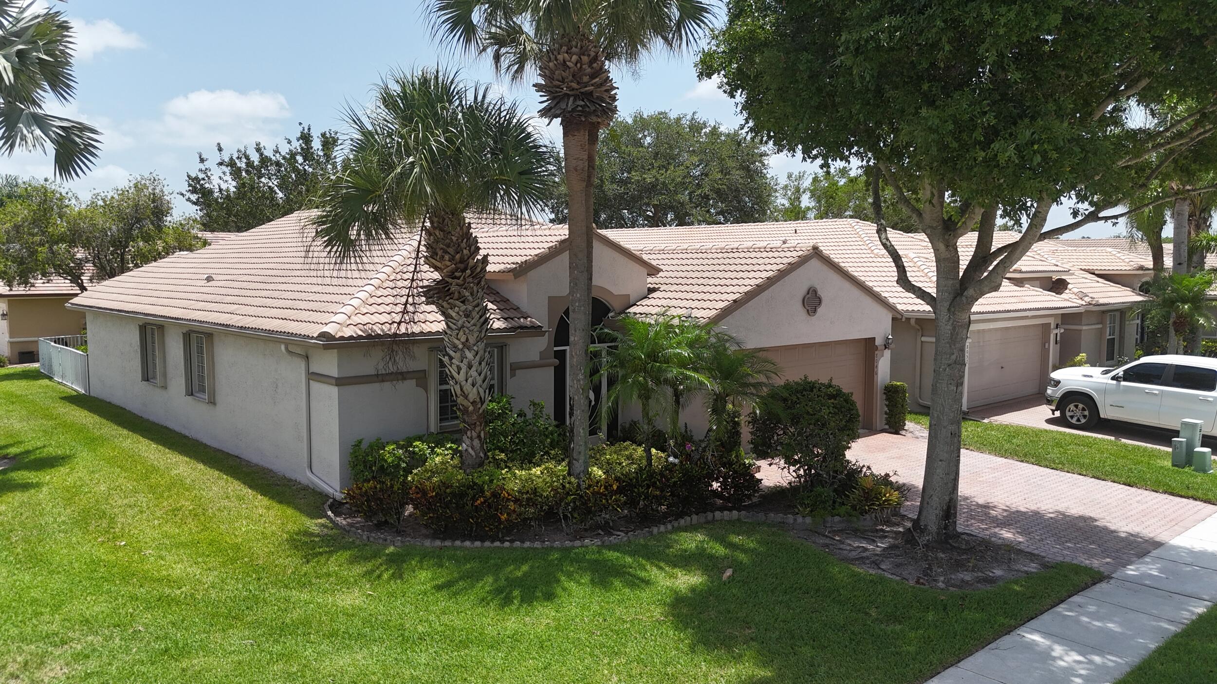8046 Florenza Drive Property Photo 32