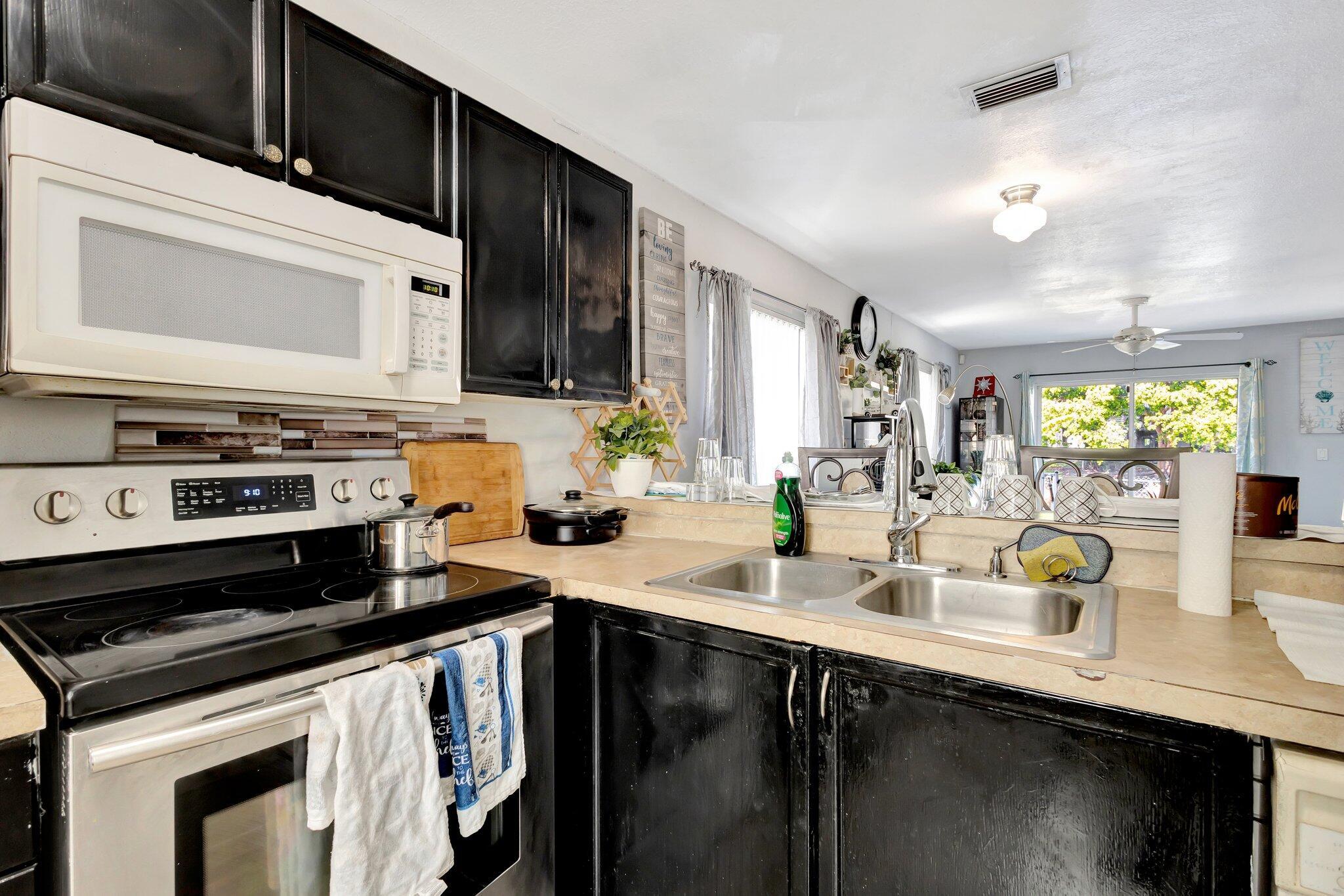 87 Pheasant Run Boulevard Property Photo 6