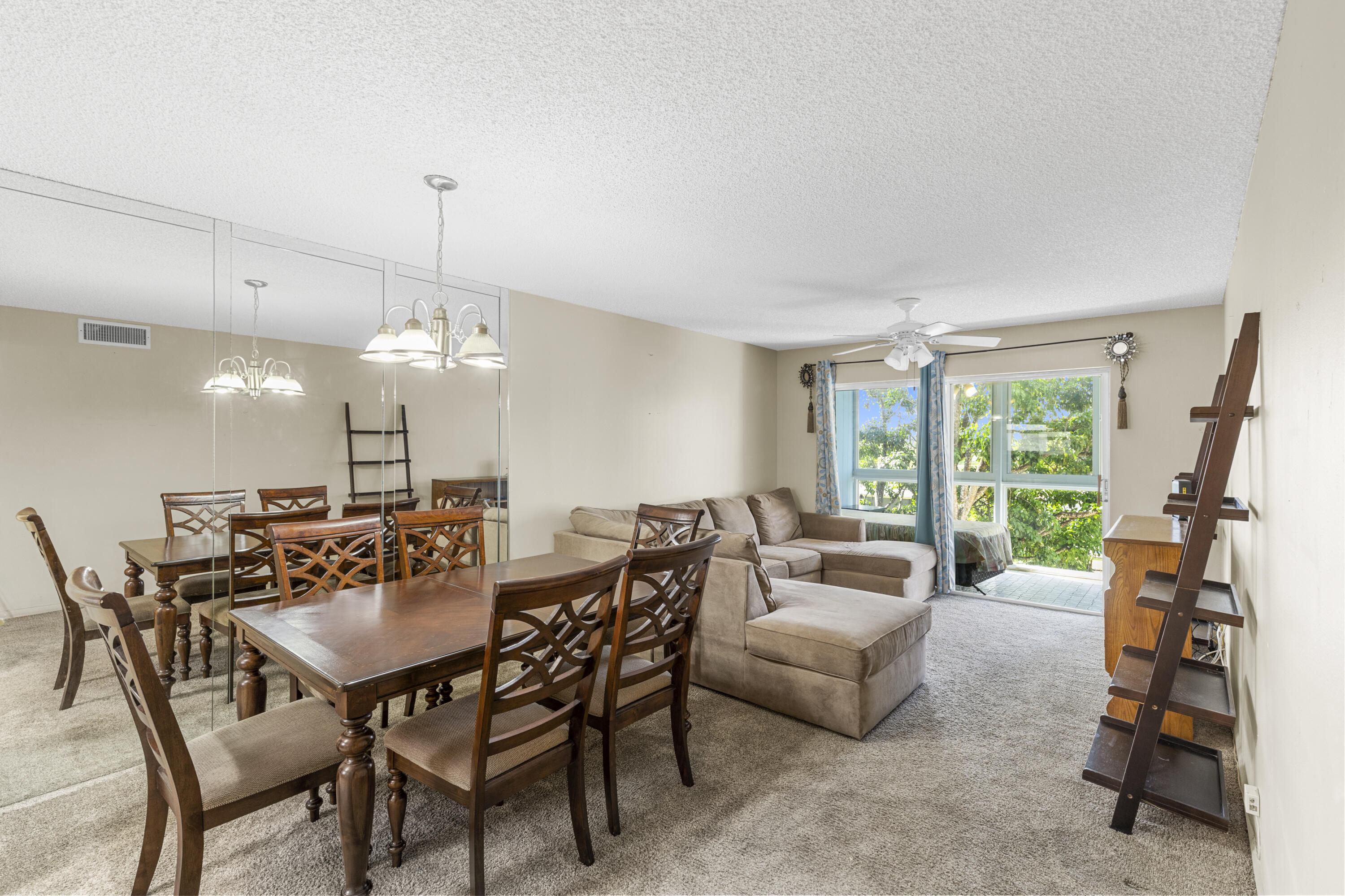 B26048583 Property Photo 2