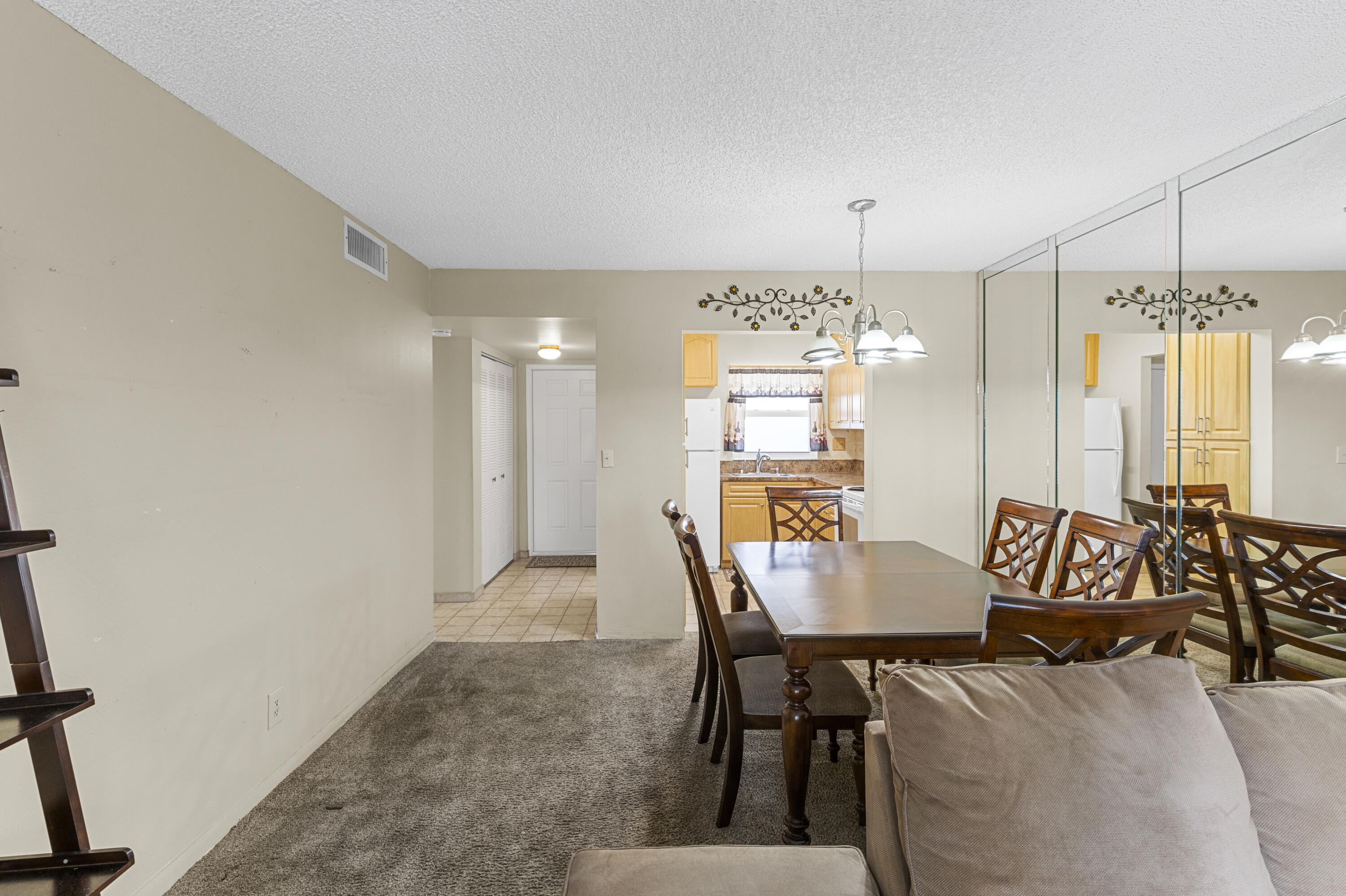 B26048583 Property Photo 3