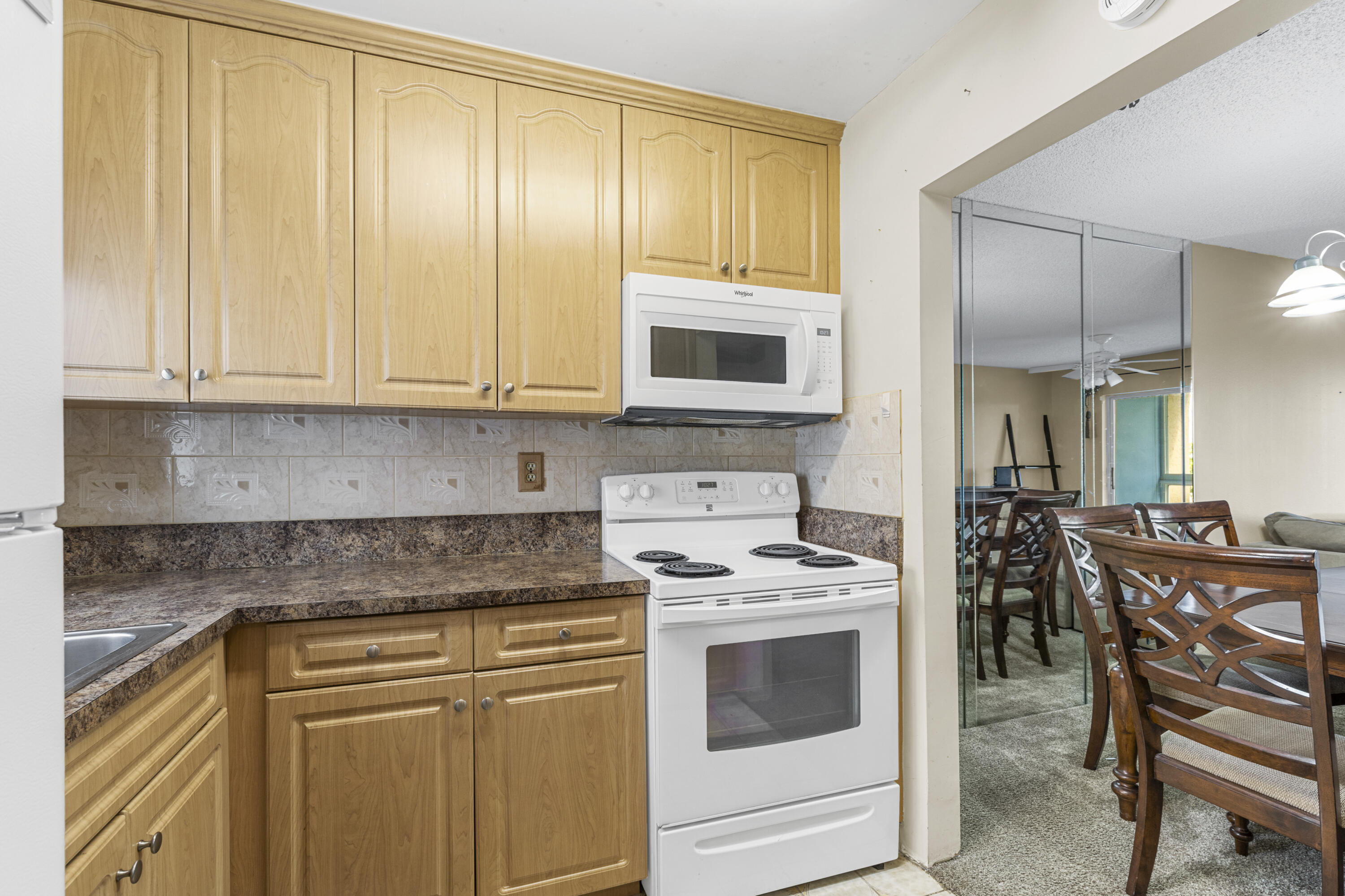 B26048583 Property Photo 4