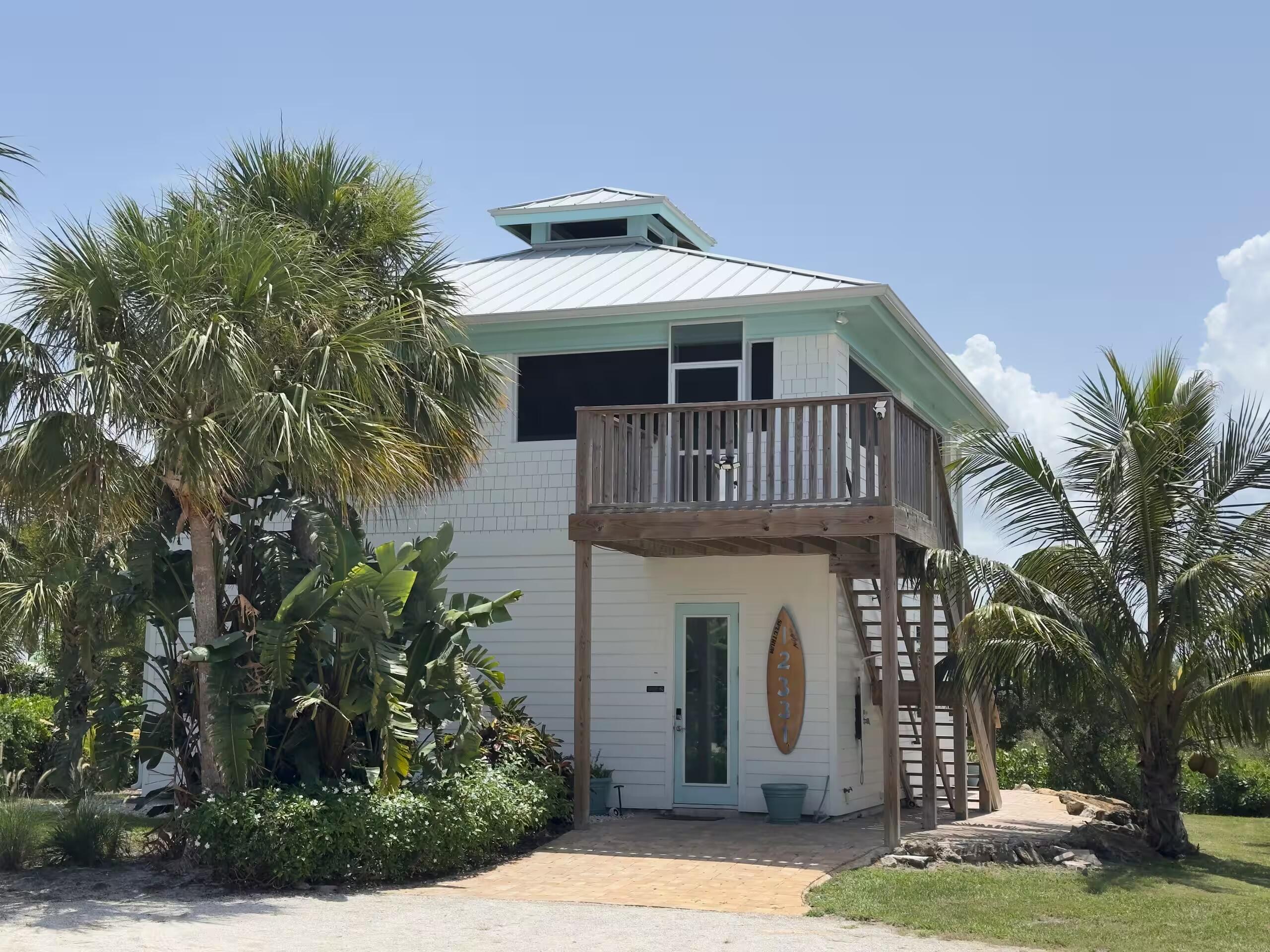 12331 S Indian River Drive Property Photo 3