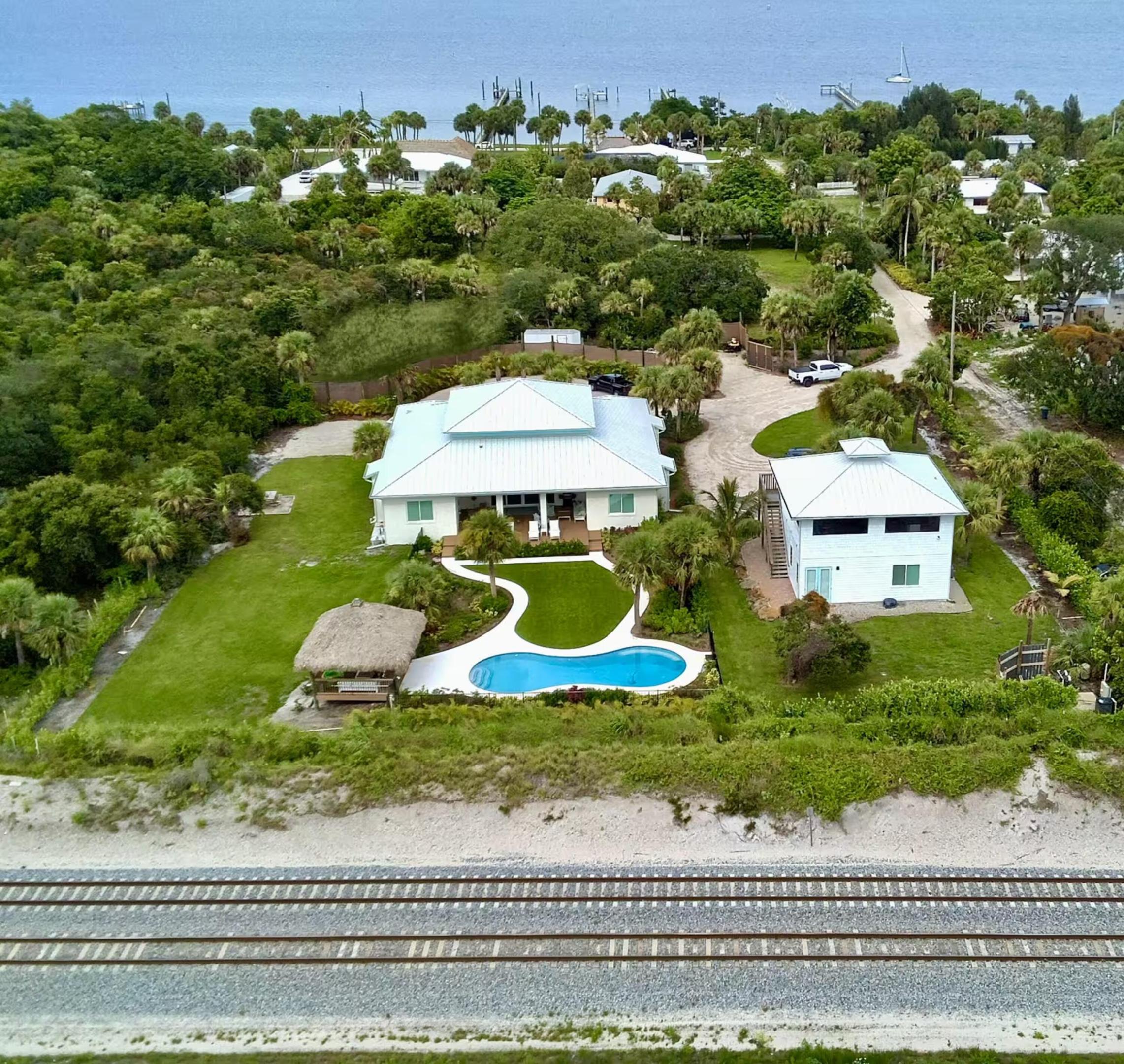 12331 S Indian River Drive Property Photo 74