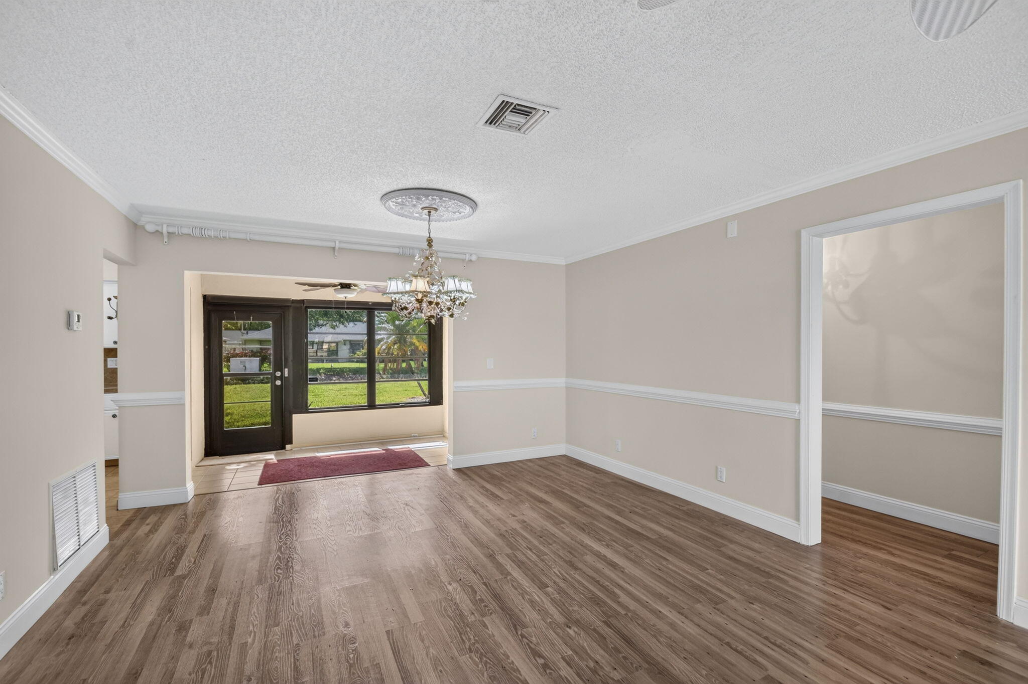 9930 Frangipani Tree Way B Property Photo 8