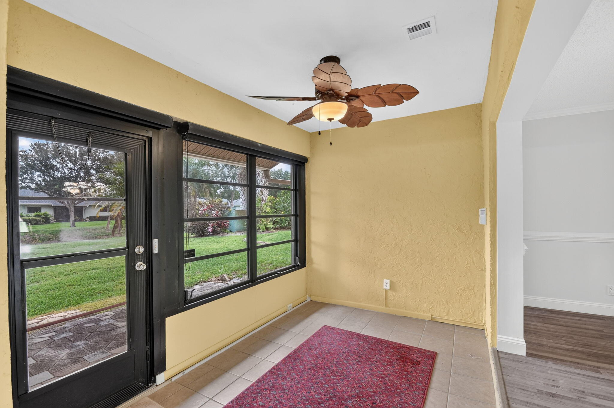 9930 Frangipani Tree Way B Property Photo 10
