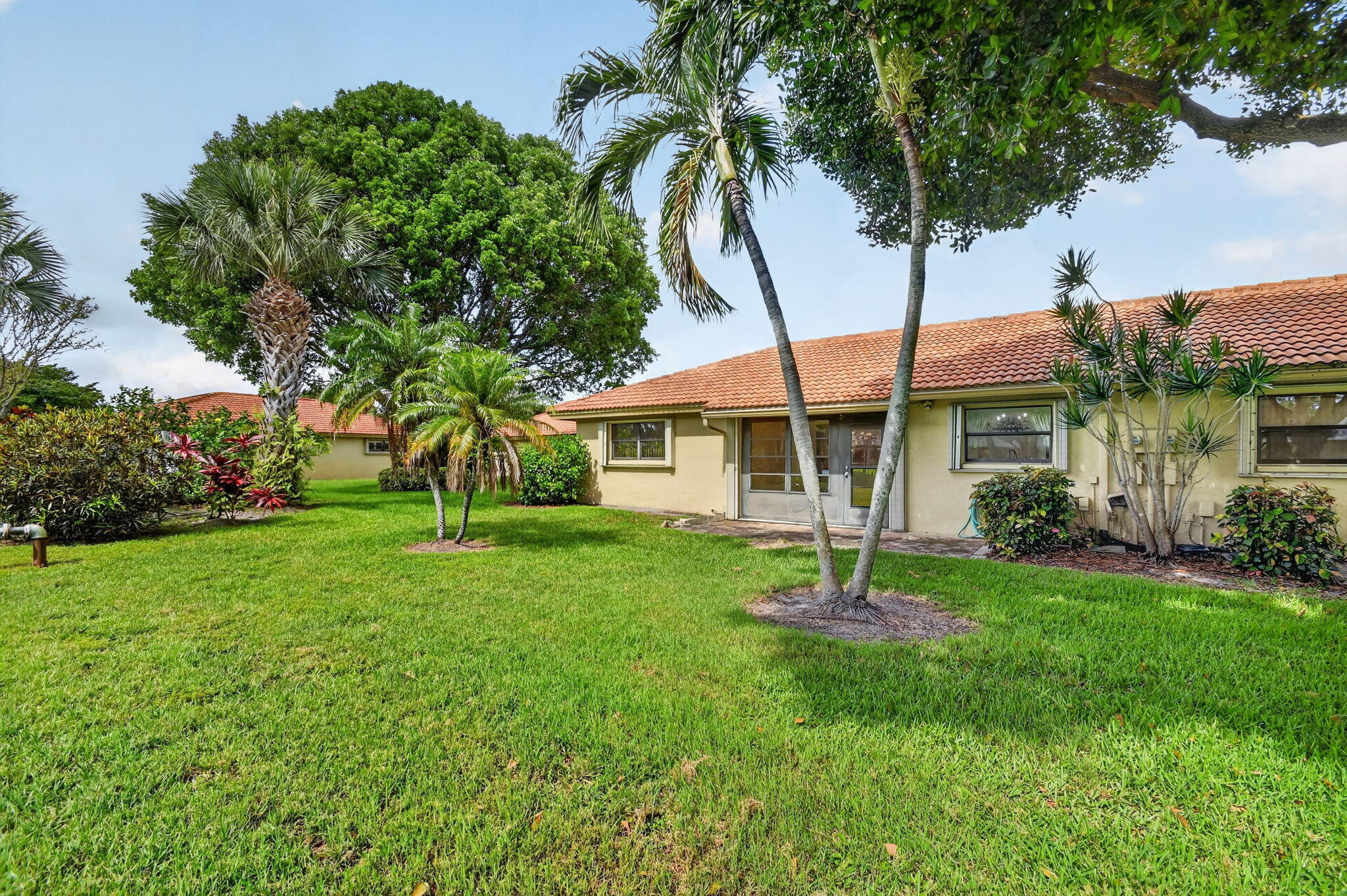 9930 Frangipani Tree Way B Property Photo 30