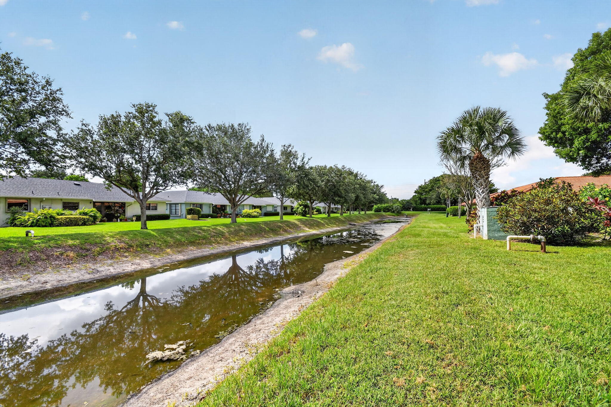 9930 Frangipani Tree Way B Property Photo 33
