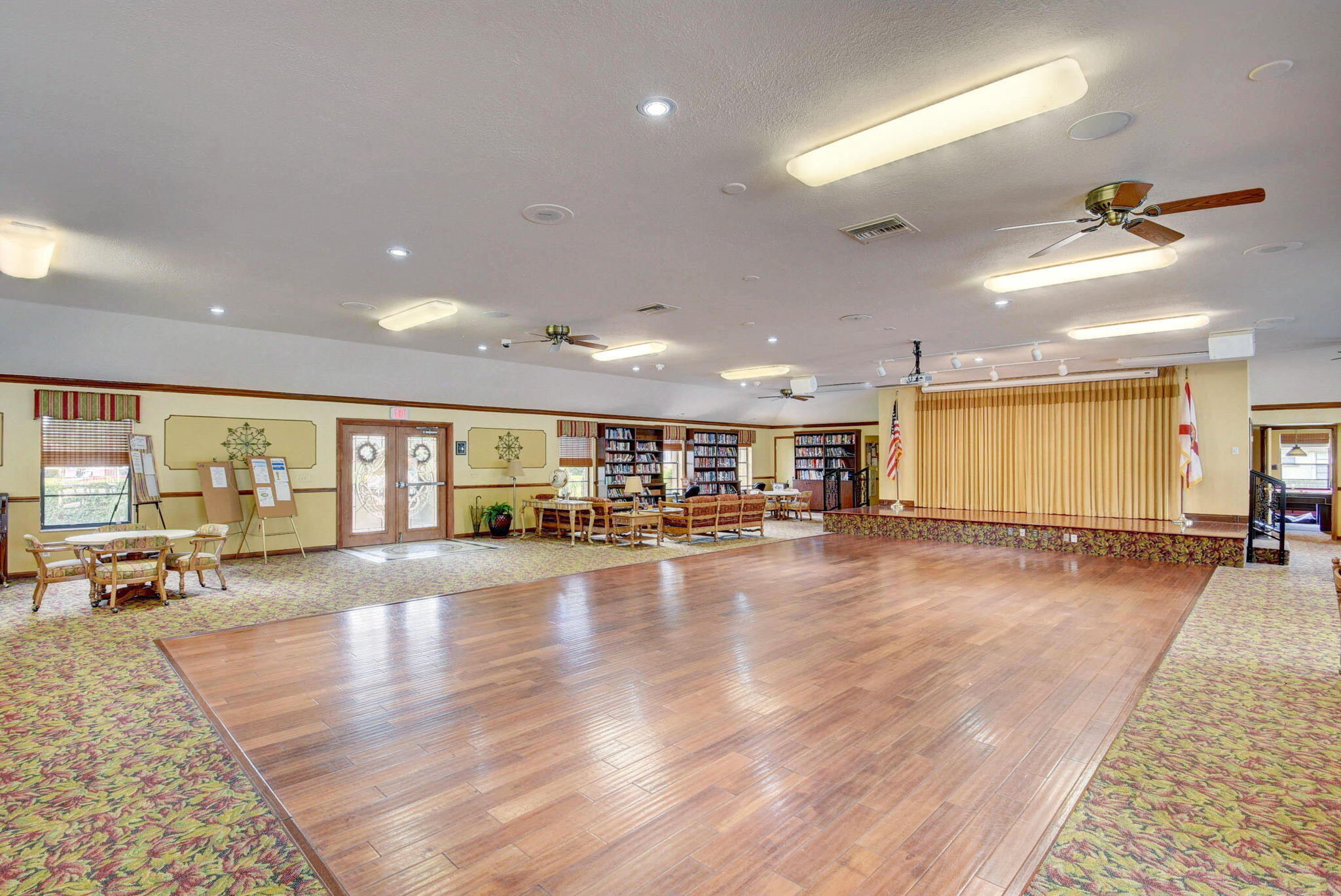 9930 Frangipani Tree Way B Property Photo 41