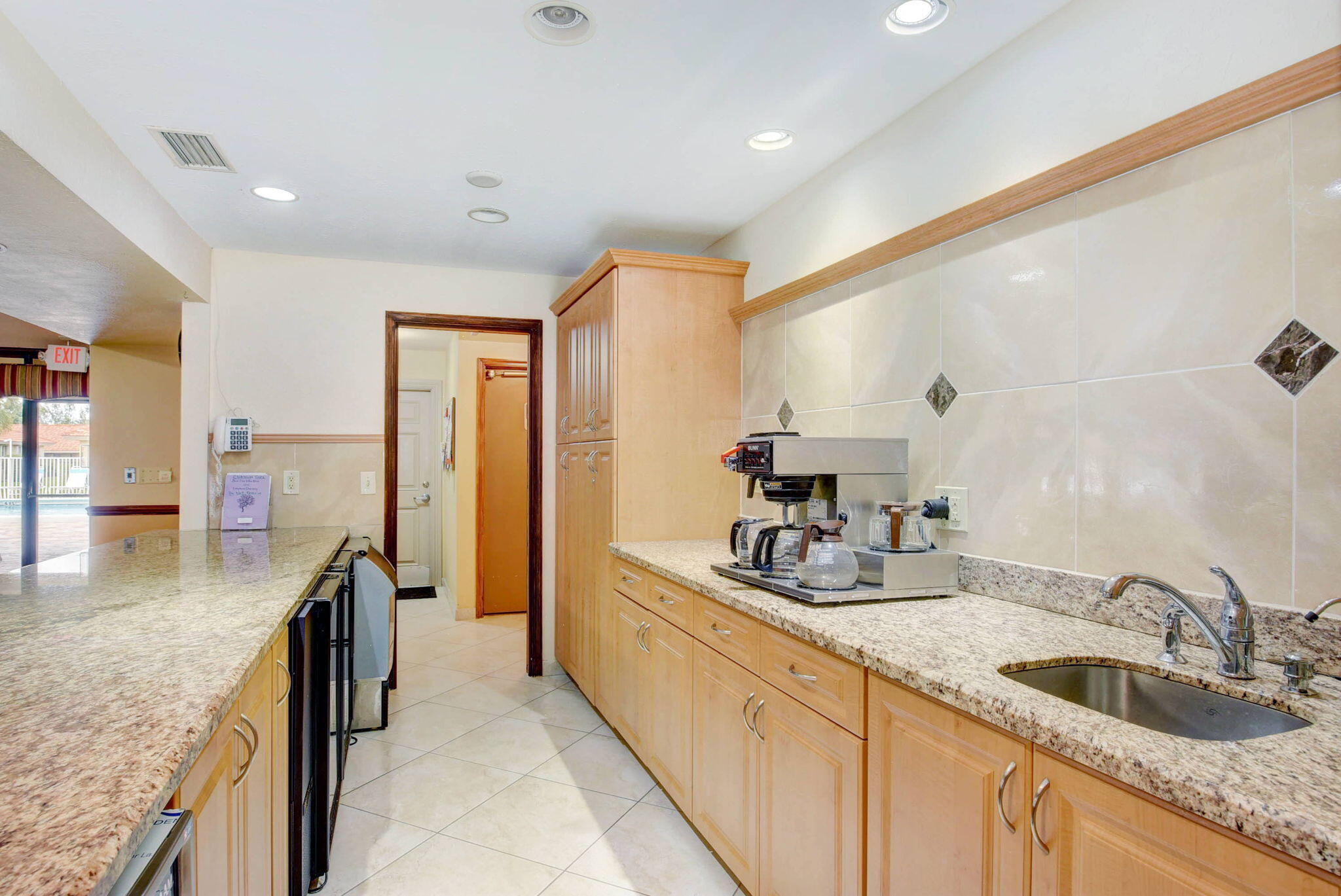 9930 Frangipani Tree Way B Property Photo 46