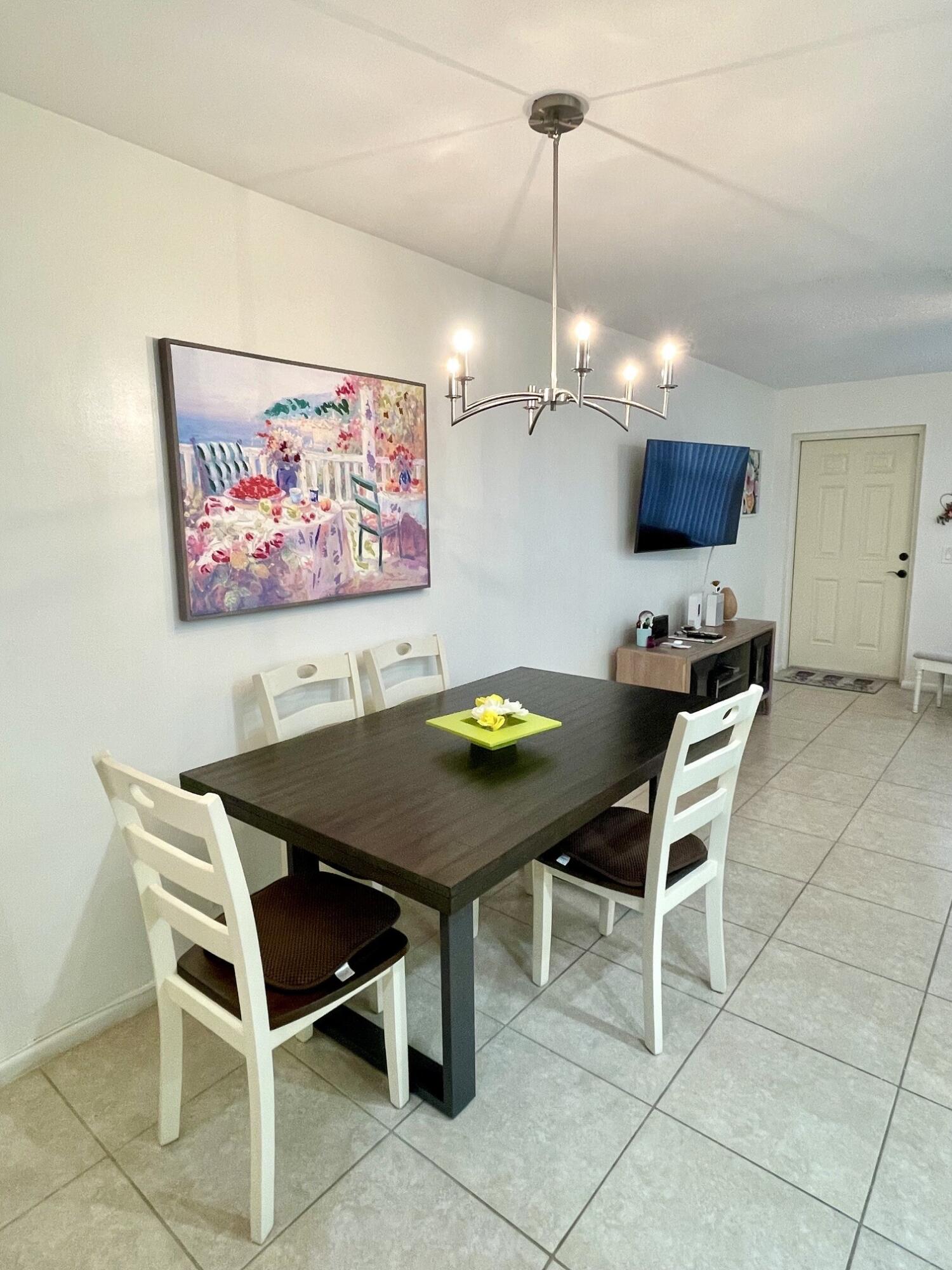 111 Kent G Street 111 Property Photo 4