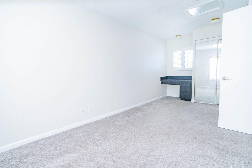 950 S Kanner Hwy Highway Townhouse 124 Property Photo 25