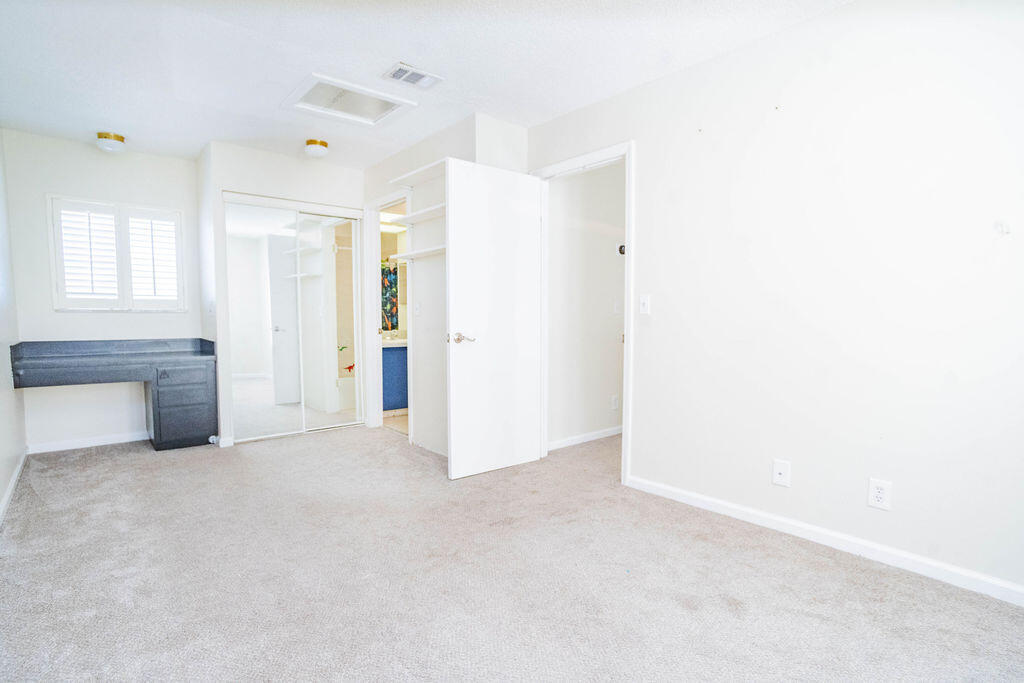 950 S Kanner Hwy Highway Townhouse 124 Property Photo 26