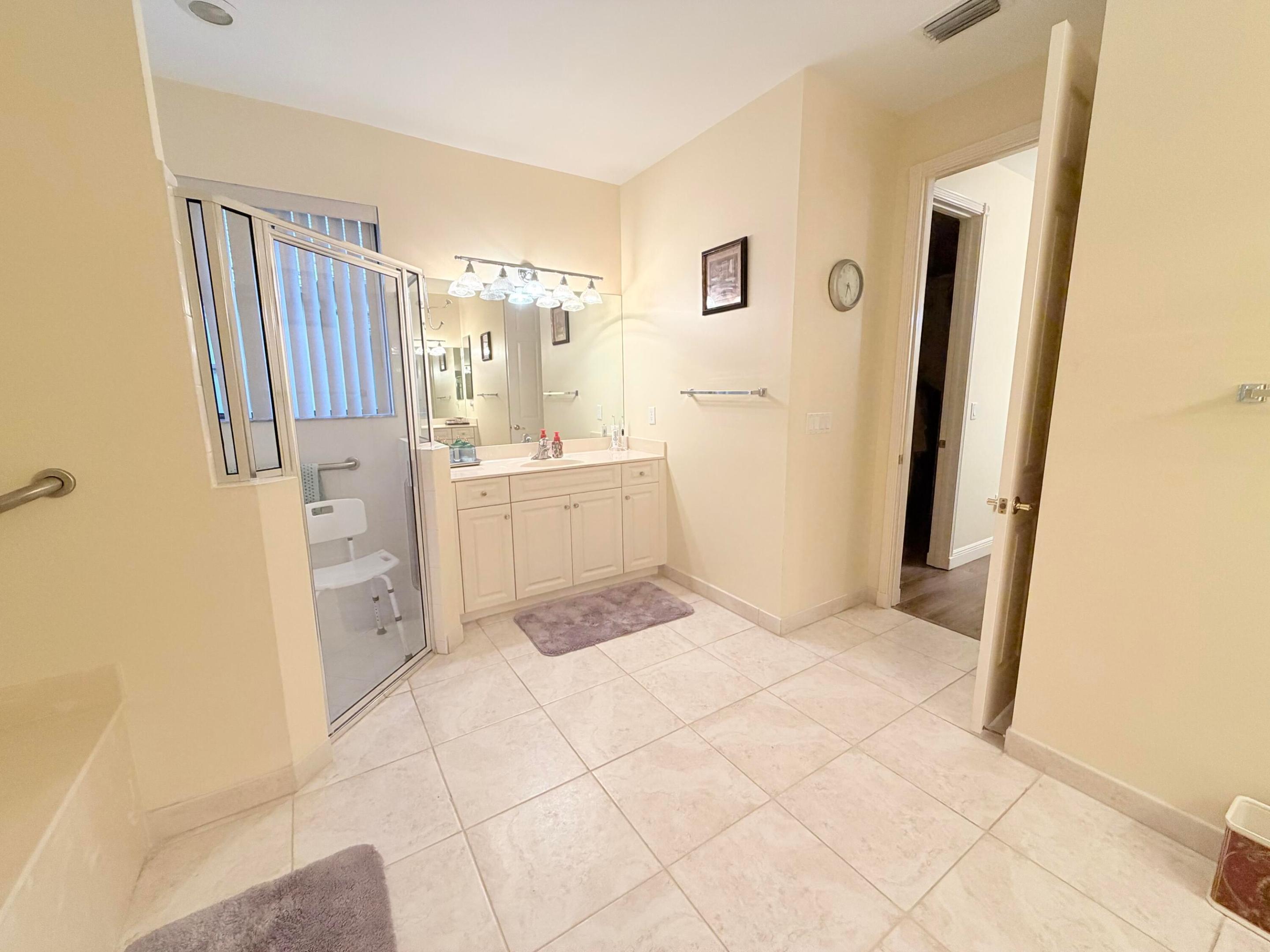 8041 E Via Grande Property Photo 18
