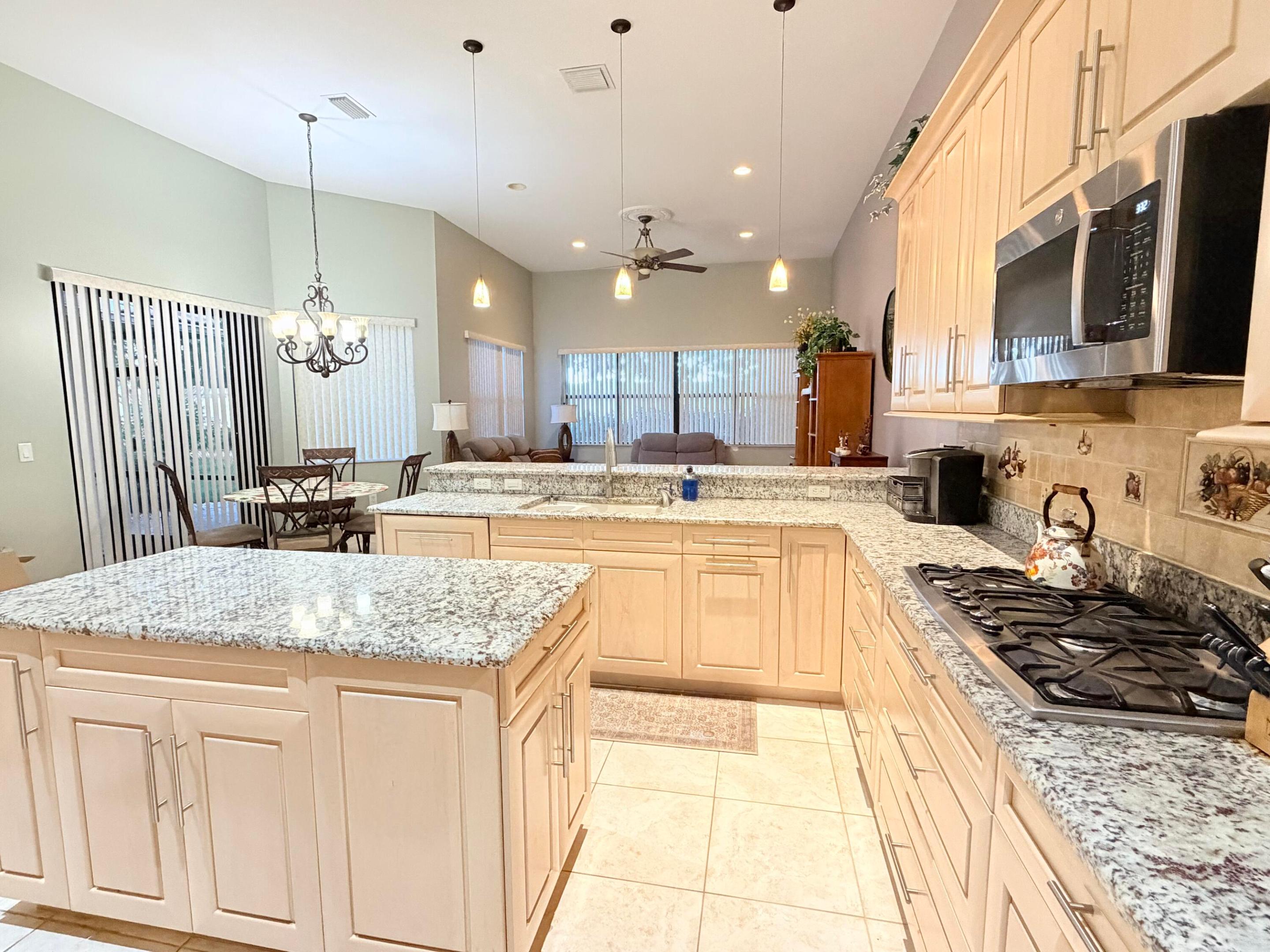 8041 E Via Grande Property Photo 21