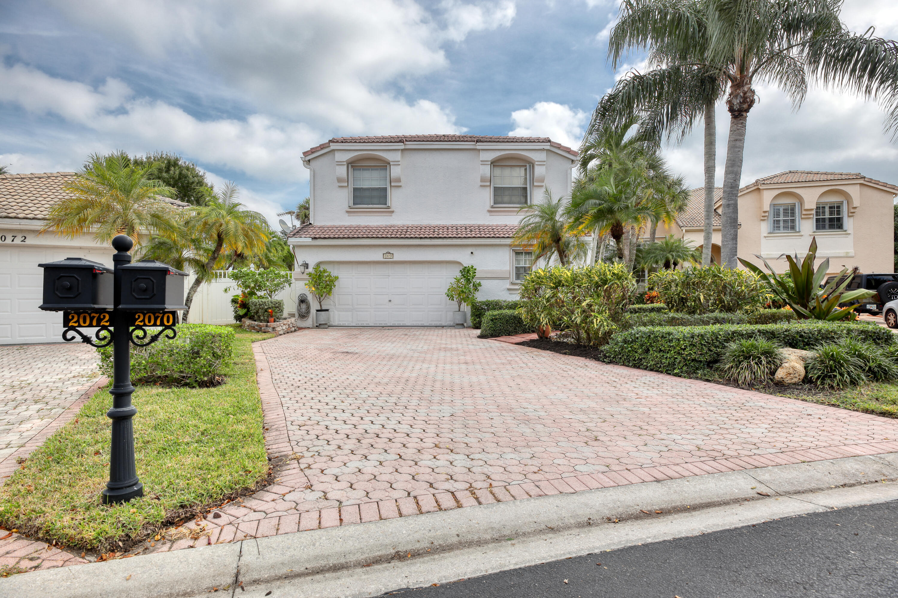 2070 Chagall Circle Property Photo 2