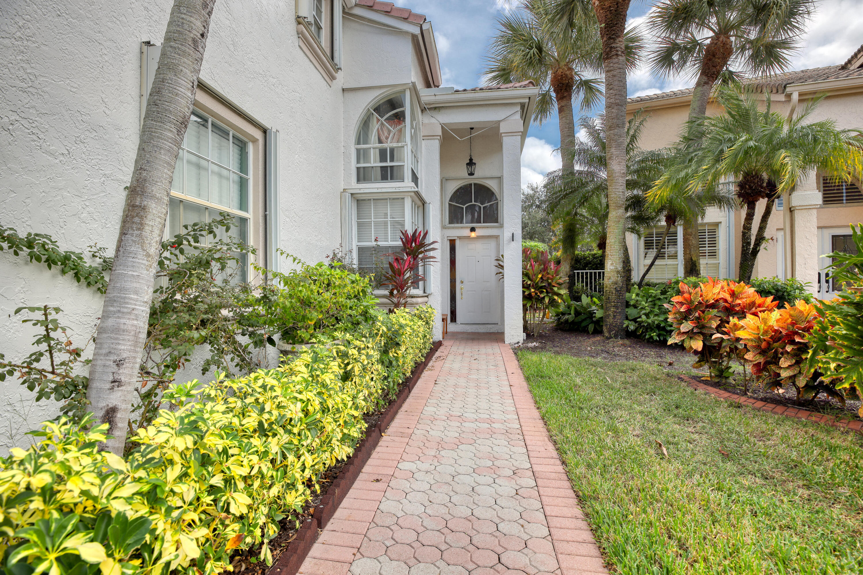 2070 Chagall Circle Property Photo 4