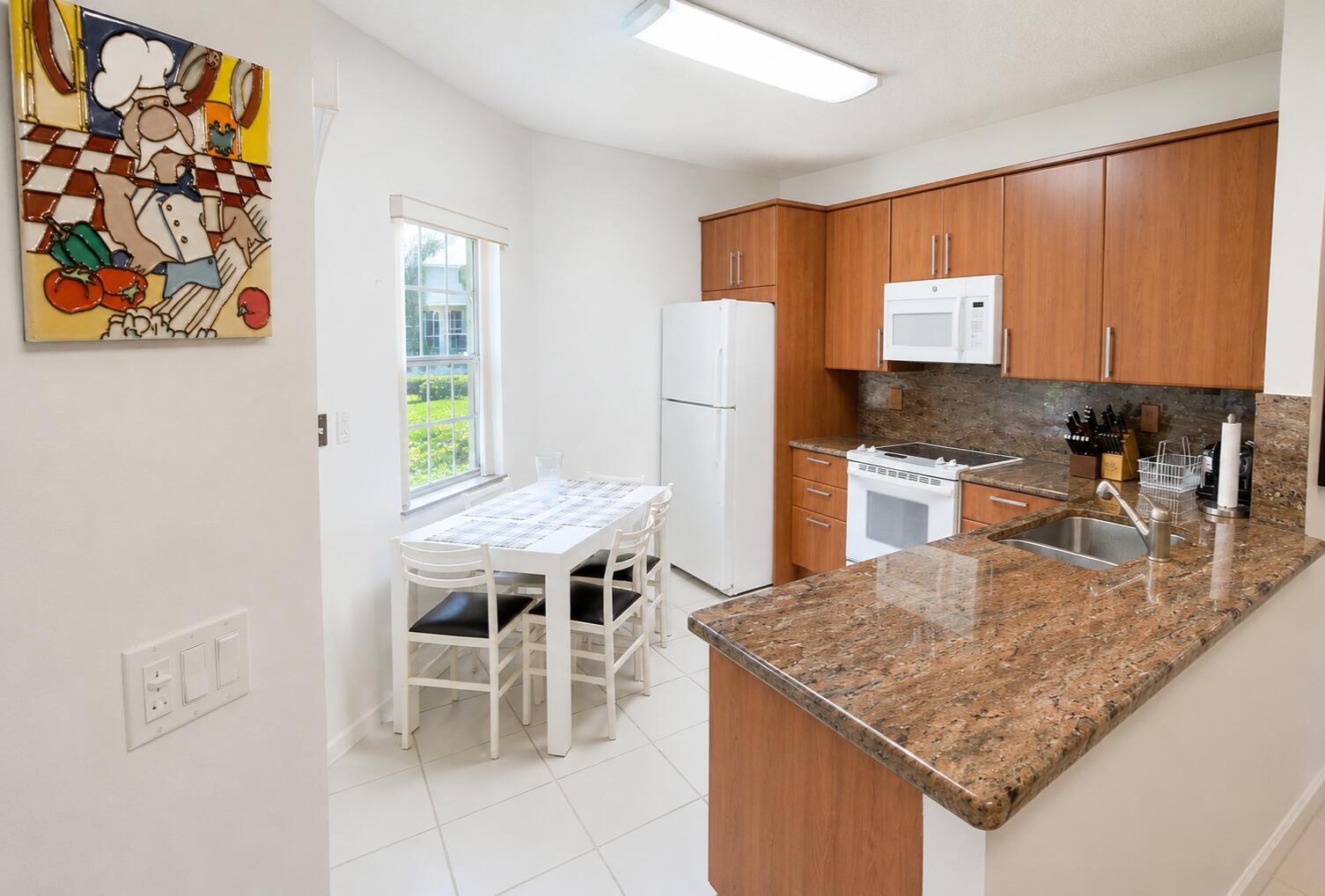 6566 Via Regina 6566 Property Photo 5