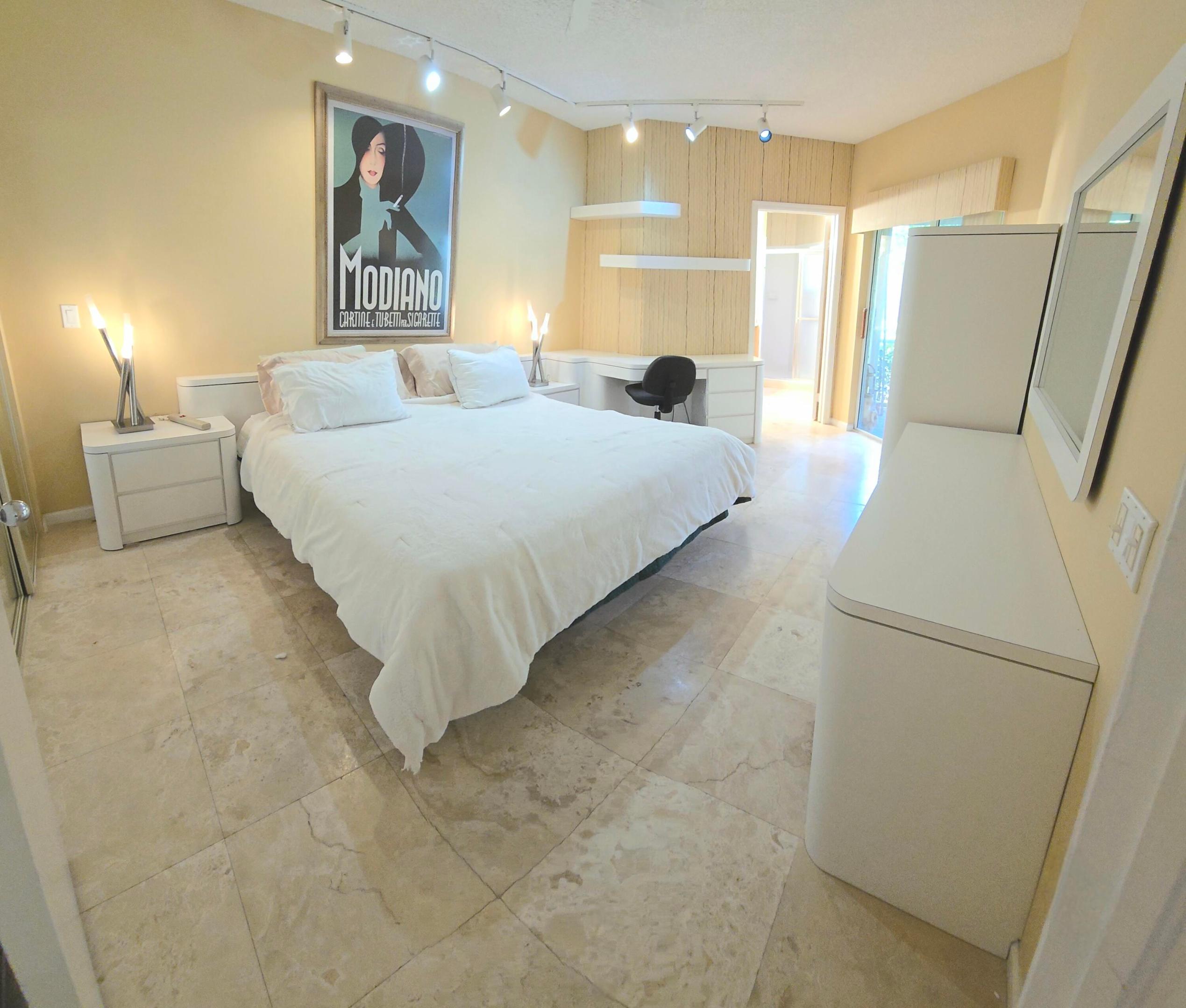 6566 Via Regina 6566 Property Photo 9