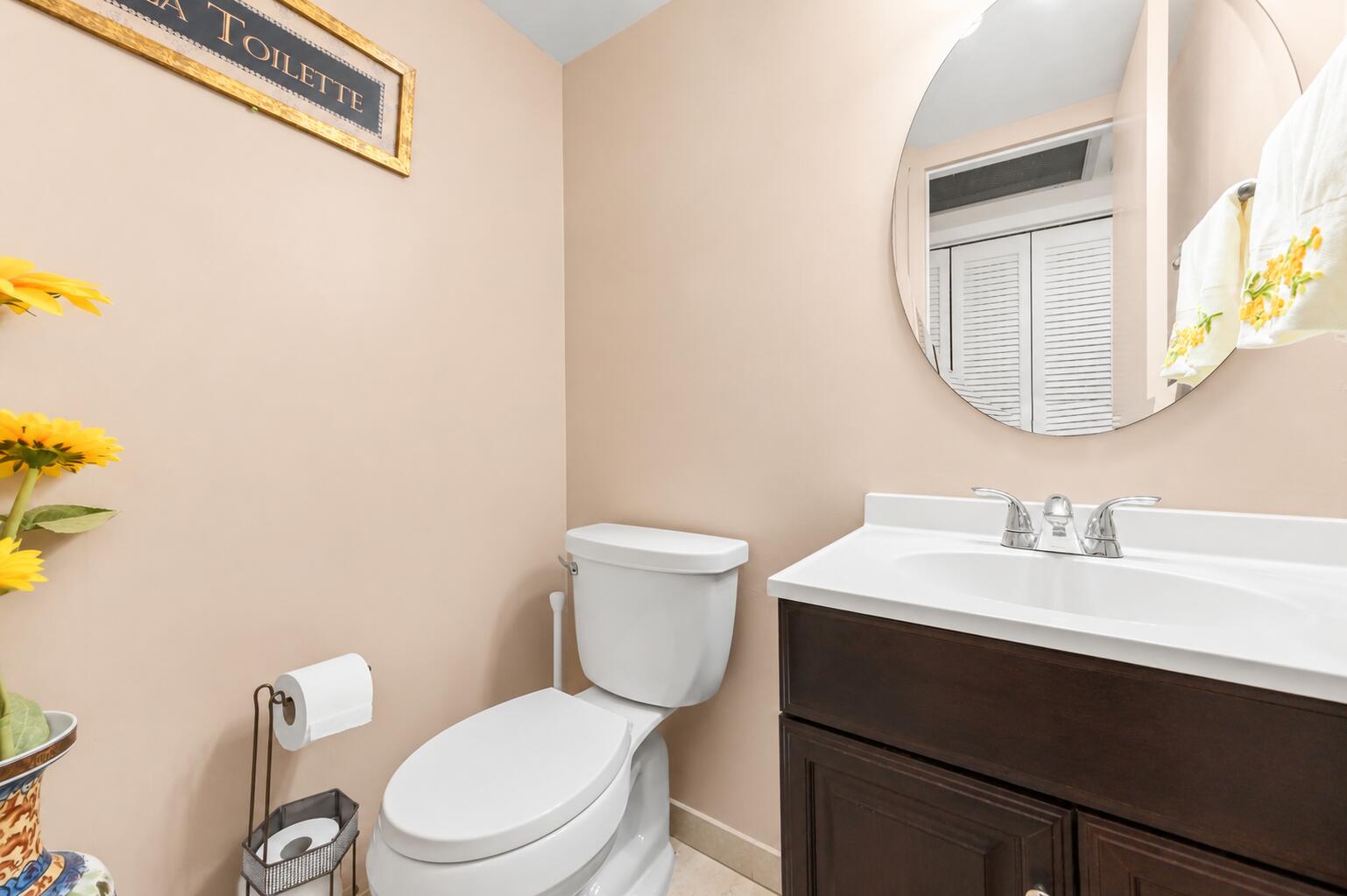 1069 Cornwall D Property Photo 10